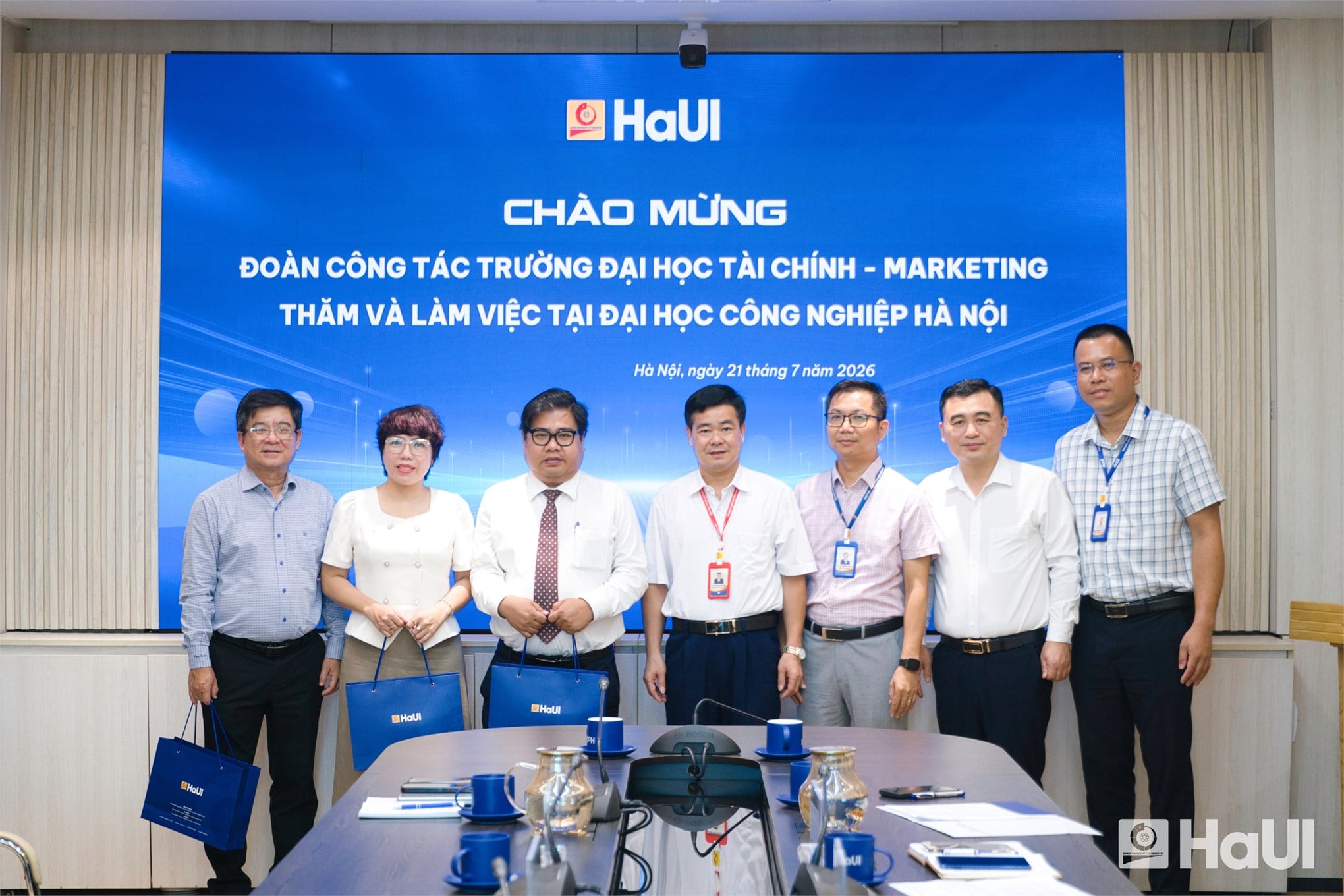 Đại học Công nghiệp Hà Nội chia sẻ kinh nghiệm mô hình quản trị và chuyển đổi số với Trường Đại học Tài chính - Marketing