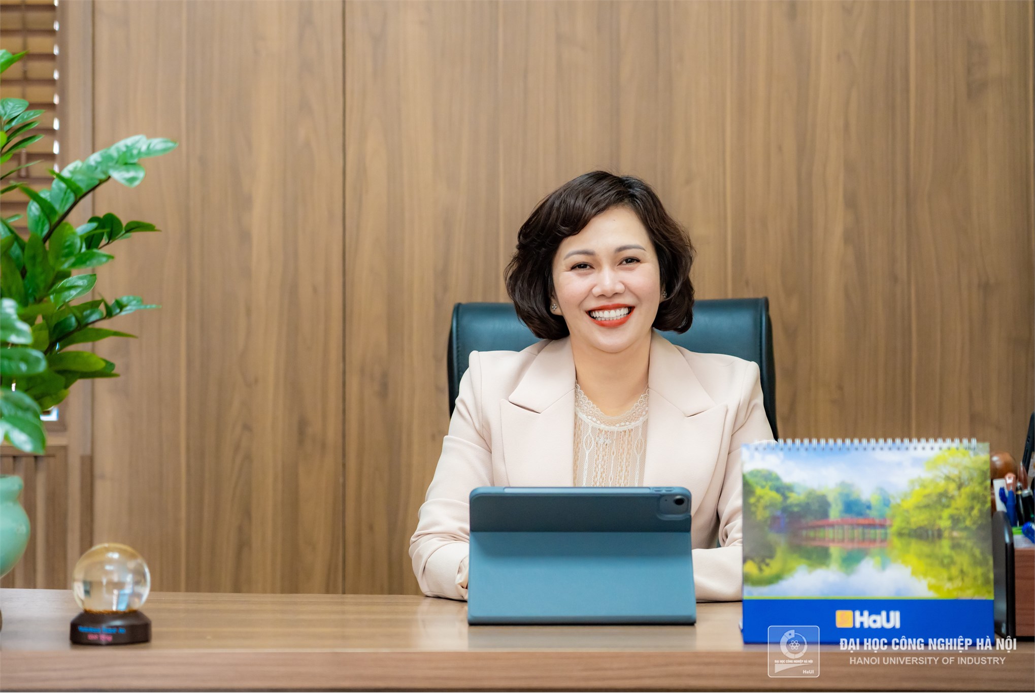 HaUI leading the digital transformation and smart governance trend