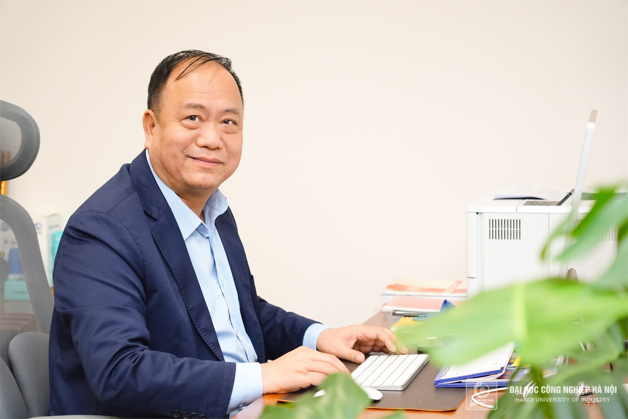 HaUI - A smart university embracing social responsibility through the “Popular Digital Education” movement