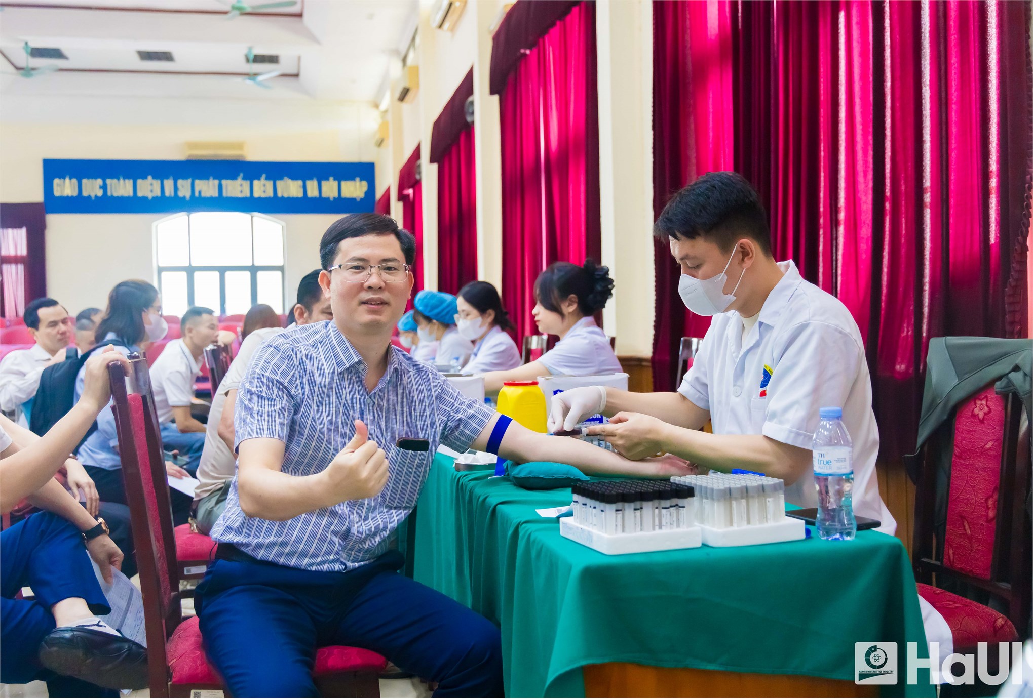 Đại học Công nghiệp Hà Nội tổ chức khám sức khỏe giữa kỳ cho viên chức, người lao động