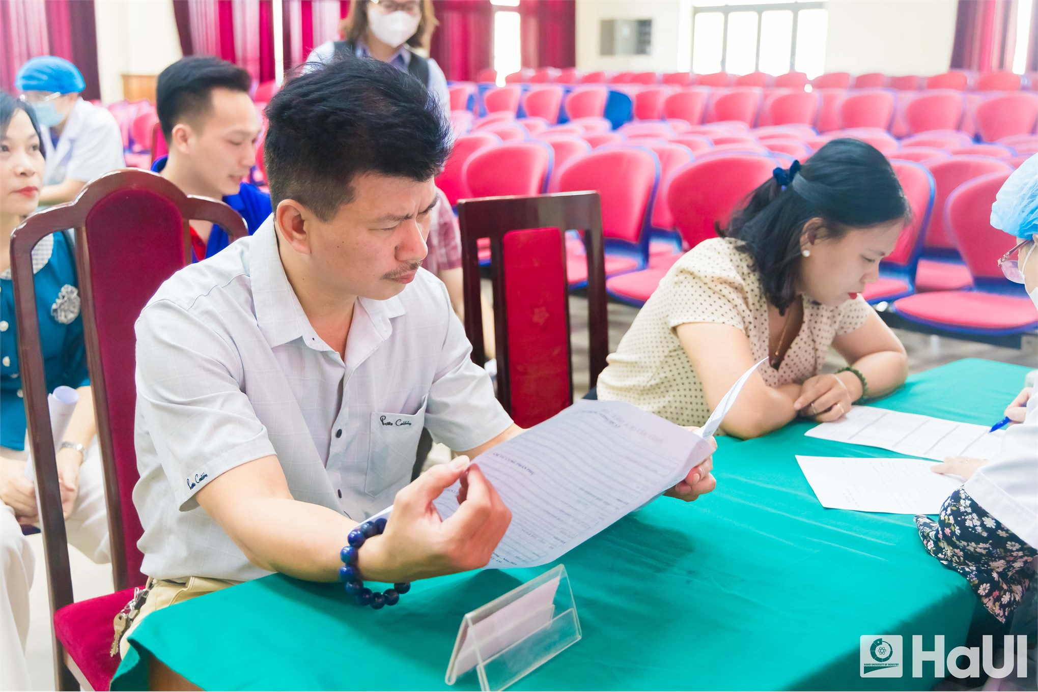 Đại học Công nghiệp Hà Nội tổ chức khám sức khỏe giữa kỳ cho viên chức, người lao động