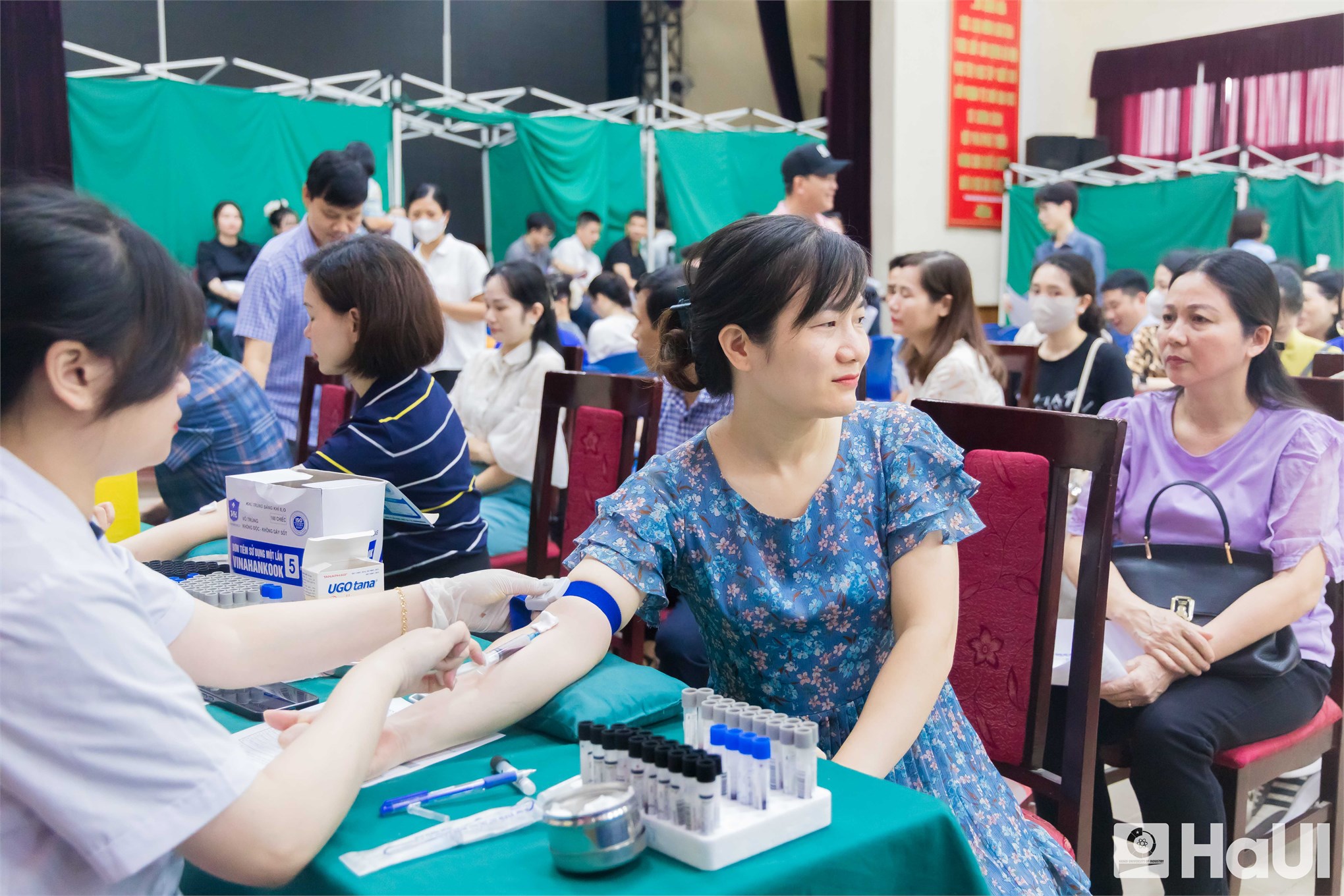 Đại học Công nghiệp Hà Nội tổ chức khám sức khỏe giữa kỳ cho viên chức, người lao động