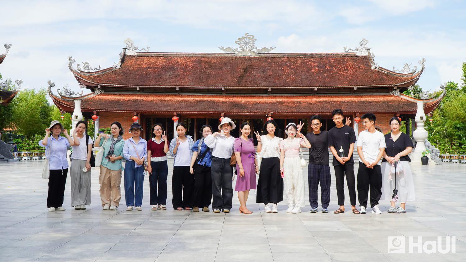 Sinh viên Trường Kinh tế, HaUI với nhiều trải nghiệm ý nghĩa tại DUE và UEH