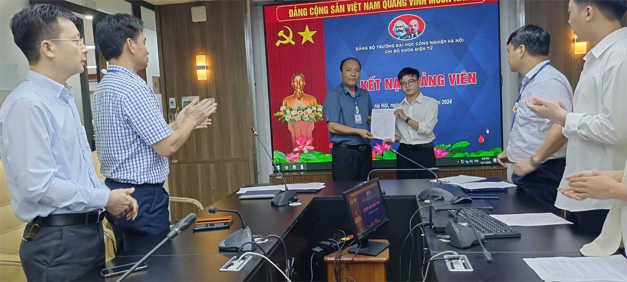 Những sinh viên xuất sắc đến từ chiến lược lớn: Câu chuyện đào tạo vi mạch bán dẫn tại HaUI