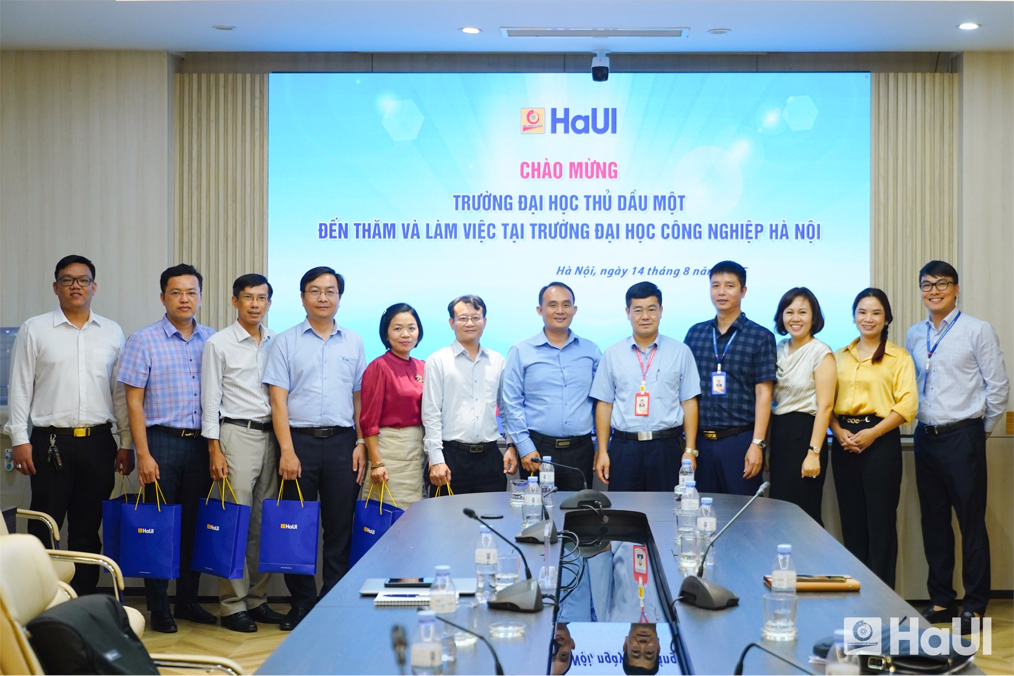 Trường Đại học Công nghiệp Hà Nội và Trường Đại học Thủ Dầu Một chung tay hiện thực hóa mục tiêu chuyển đổi số quốc gia