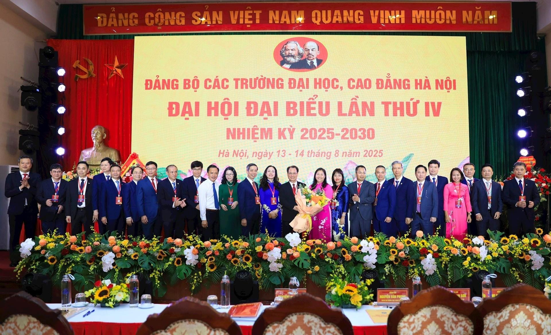TS. Kiều Xuân Thực, Phó Bí thư Đảng ủy - Hiệu trưởng Trường Đại học Công nghiệp Hà Nội được bầu vào Ban chấp hành Đảng bộ các trường đại học, cao đẳng Hà Nội nhiệm kỳ 2025-2030
