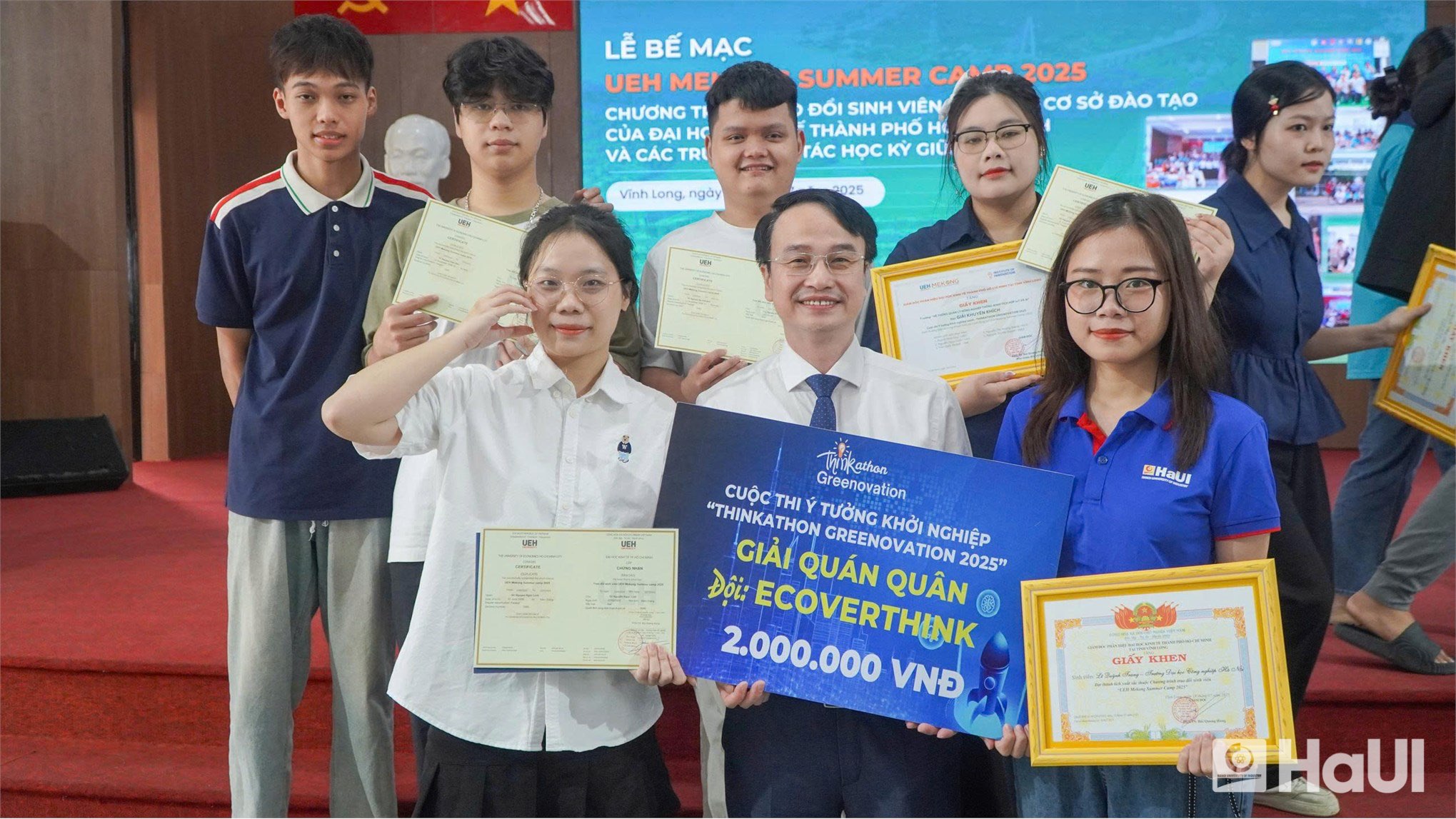 Sinh viên Trường Kinh tế, HaUI: trí tuệ, tự tin, khẳng định chất lượng đào tạo toàn diện