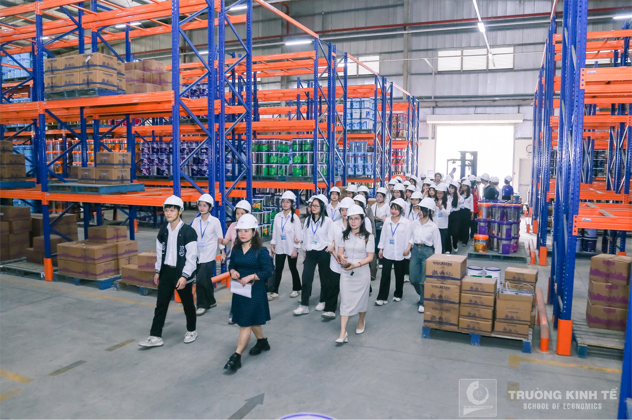 Sinh viên Trường Kinh tế, HaUI: trí tuệ, tự tin, khẳng định chất lượng đào tạo toàn diện