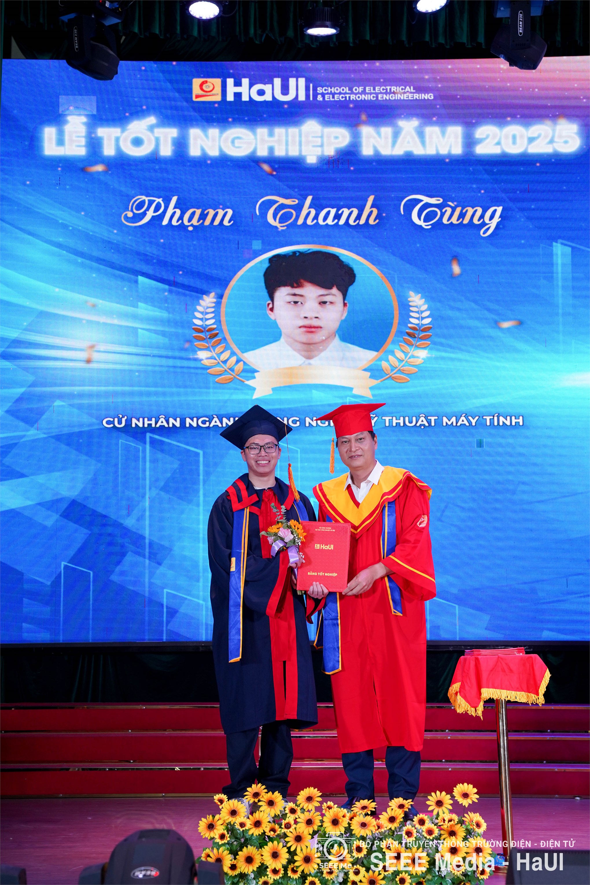 Hiệu trưởng Trường Điện – Điện tử, HaUI nhắn nhủ tân kỹ sư, cử nhân: Hãy sống nhân văn và học tập suốt đời