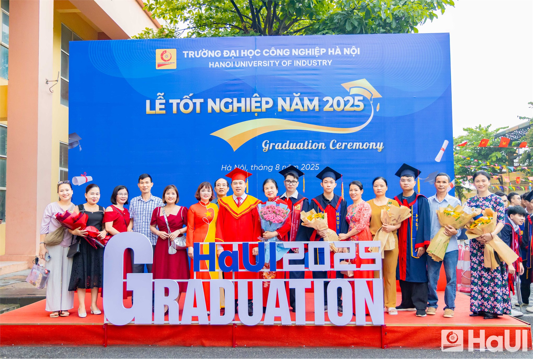 Hơn 900 tân kỹ sư, cử nhân Cơ khí – Ô tô trưởng thành từ HaUI: Hành trang tri thức cho một khởi đầu mới