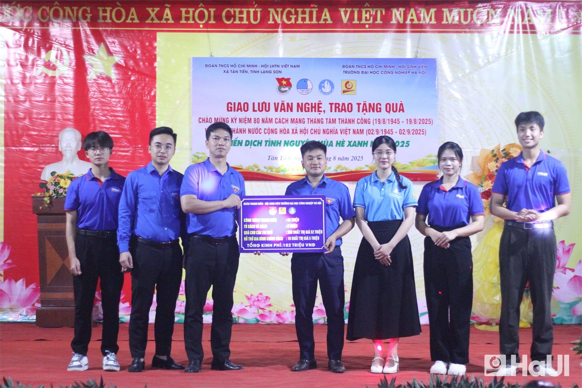 Những 'nhịp cầu' yêu thương được xây bởi sức trẻ HaUI