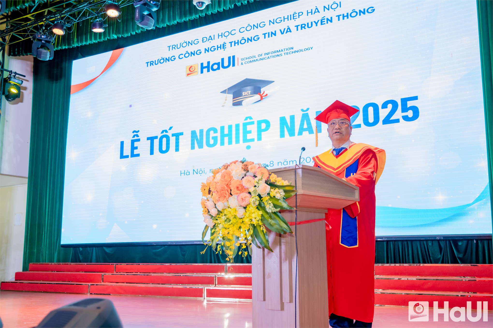 Trường Công nghệ thông tin &Truyền thông: đến với SICT là cái duyên, đi cùng nhau là cả một thanh xuân rực rỡ