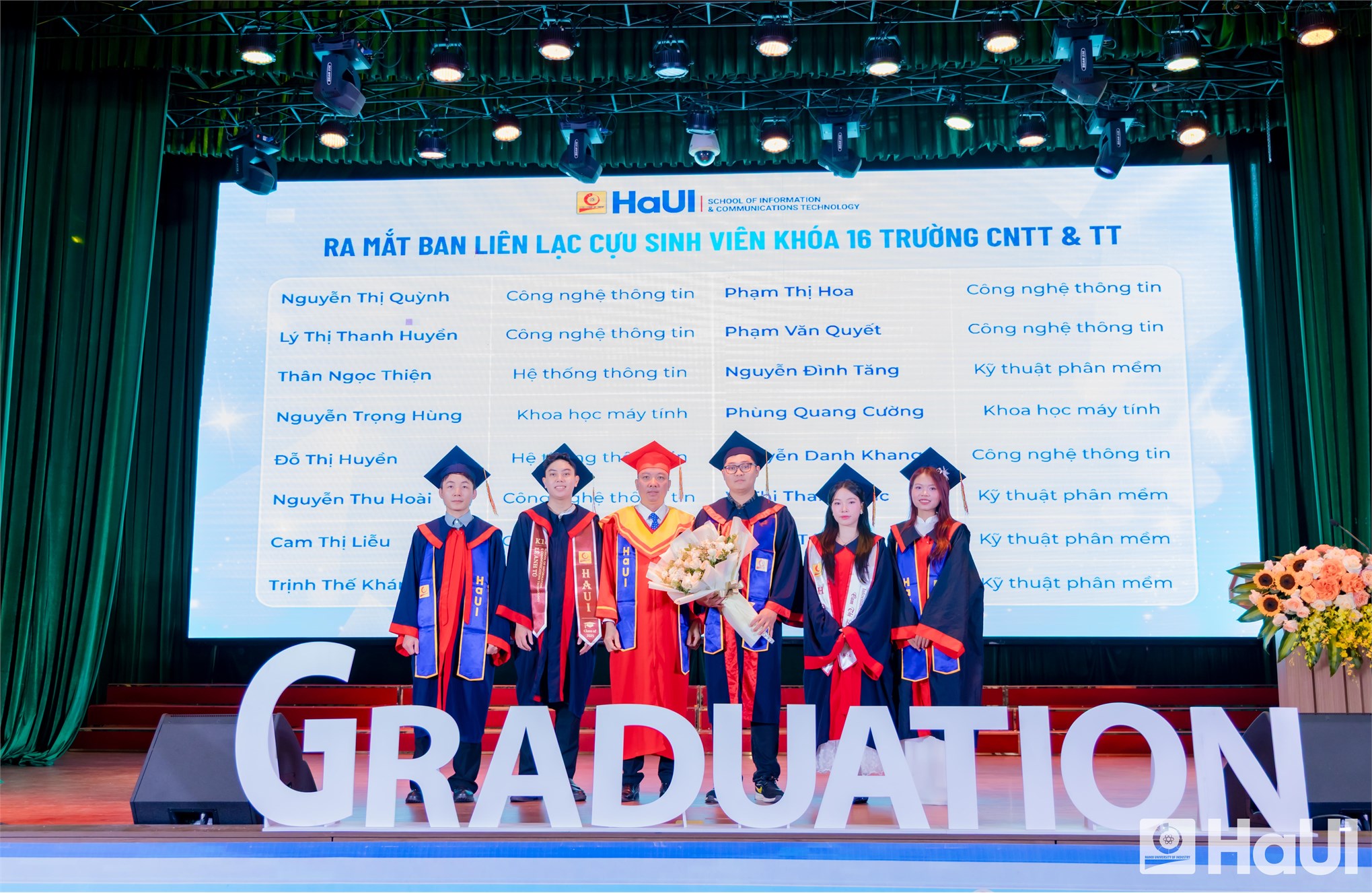 Trường Công nghệ thông tin &Truyền thông: đến với SICT là cái duyên, đi cùng nhau là cả một thanh xuân rực rỡ