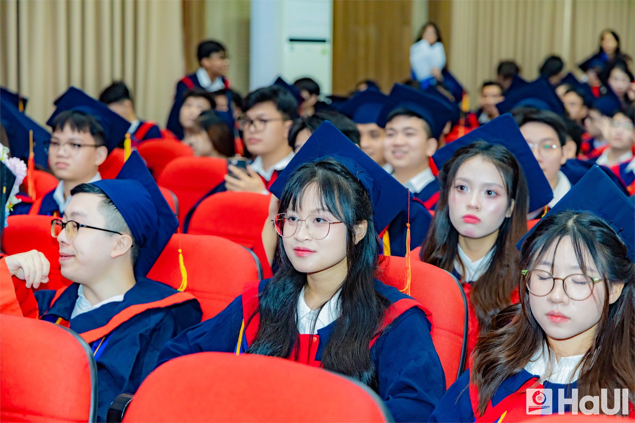 Trường Công nghệ thông tin &Truyền thông: đến với SICT là cái duyên, đi cùng nhau là cả một thanh xuân rực rỡ