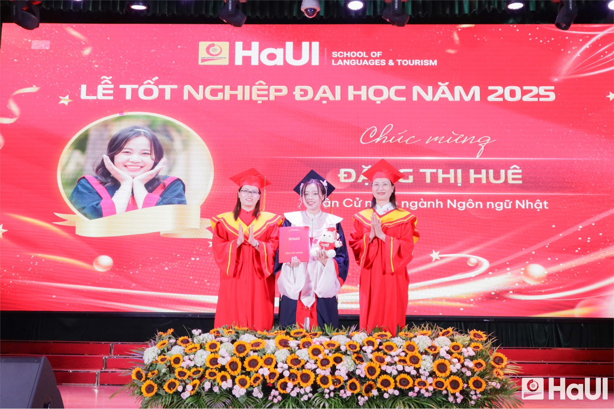 Knowledge, skills, and aspirations: HaUI’s School of Languages and Tourism Graduates step into the future