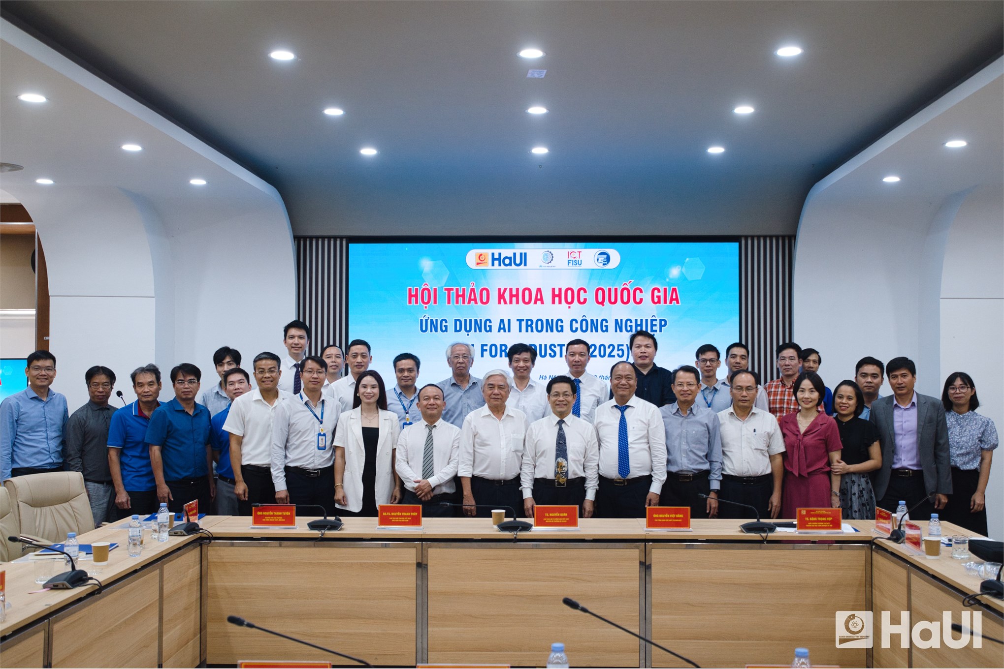 Hội thảo quốc gia AI4Industry 2025: Thúc đẩy trí tuệ nhân tạo, kiến tạo tương lai công nghiệp Việt Nam