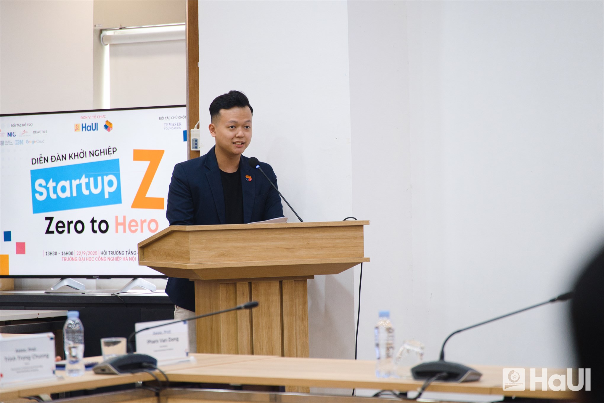 “Startup Z – Zero to Hero” - HaUI tiếp lửa cho thế hệ doanh nhân trẻ Việt Nam