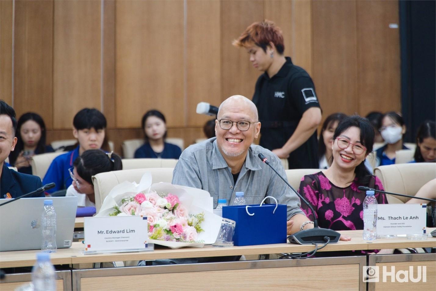 [tapchikinhtetaichinh] Diễn đàn khởi nghiệp Startup Z - Zero to Hero: tiếp lửa cho thế hệ doanh nhân trẻ Việt Nam