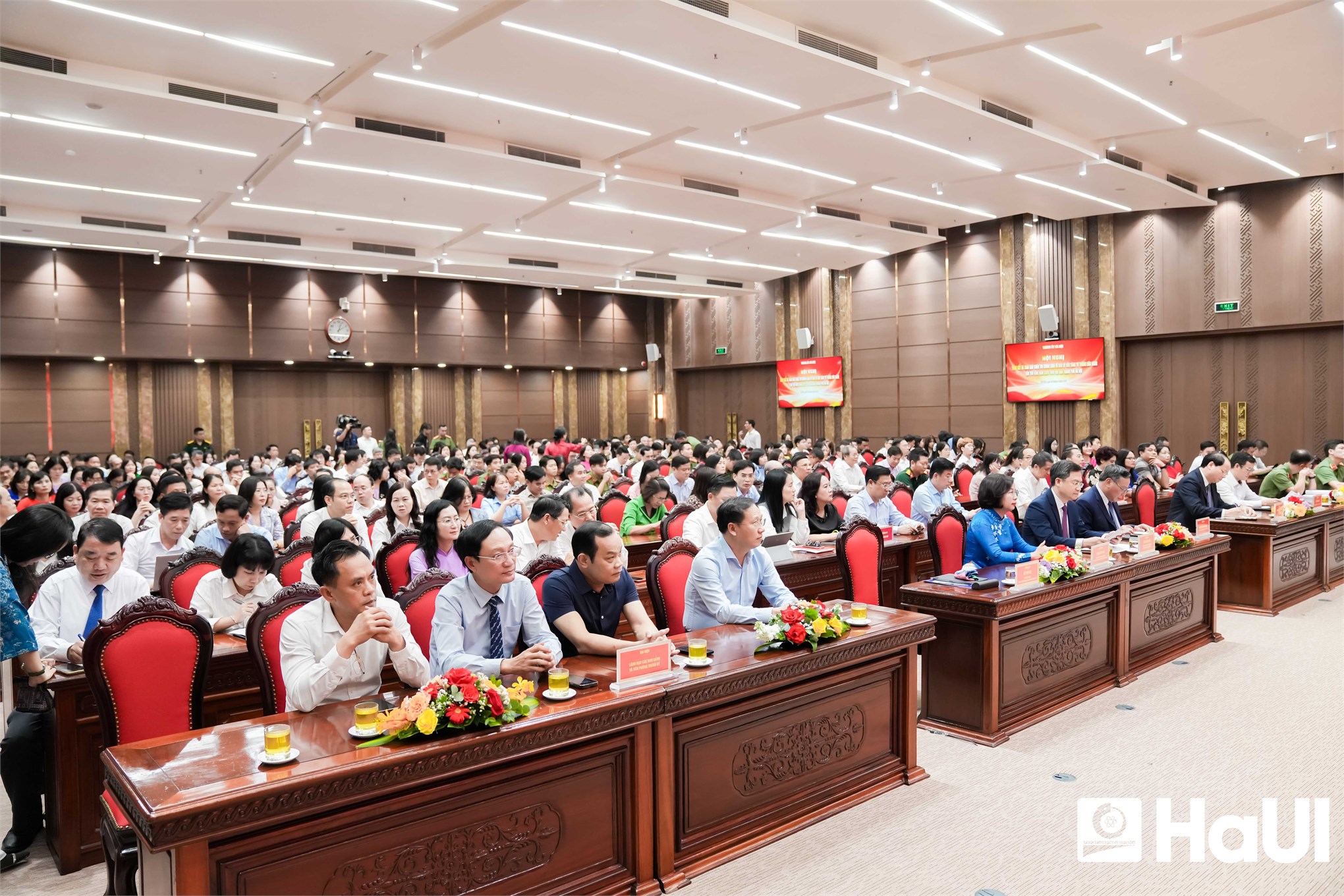 Bảo vệ nền tảng tư tưởng của Đảng đối với người lao động Việt Nam ở nước ngoài - Điểm nhấn sáng tạo trong cuộc thi bảo vệ nền tảng tư tưởng của Đảng