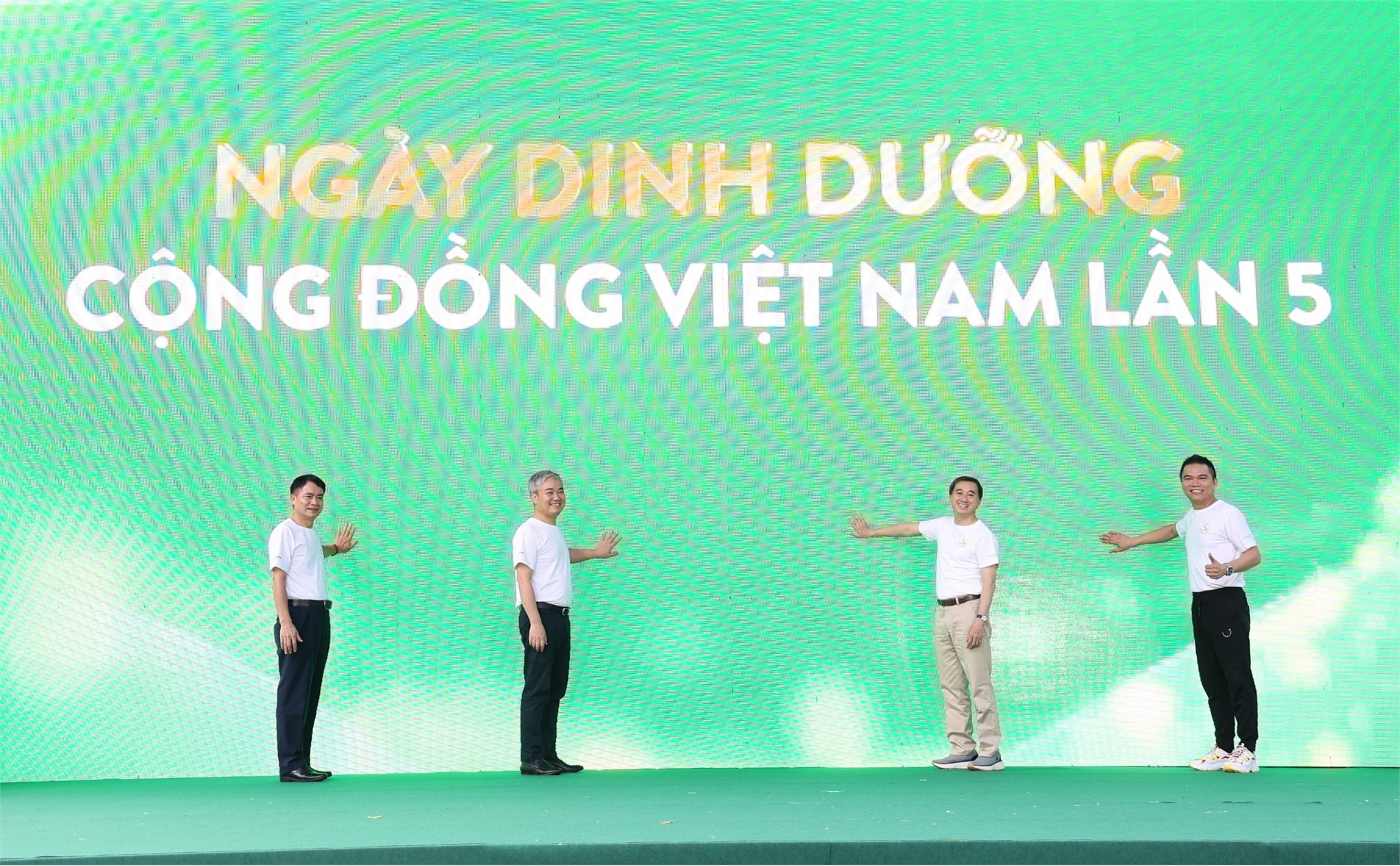 [suckhoedoisong] Ngày Dinh dưỡng cộng đồng Việt Nam lần 5: Hành trình gieo mầm thói quen sống khỏe, chủ động, có trách nhiệm với sức khỏe của chính mình và người thân
