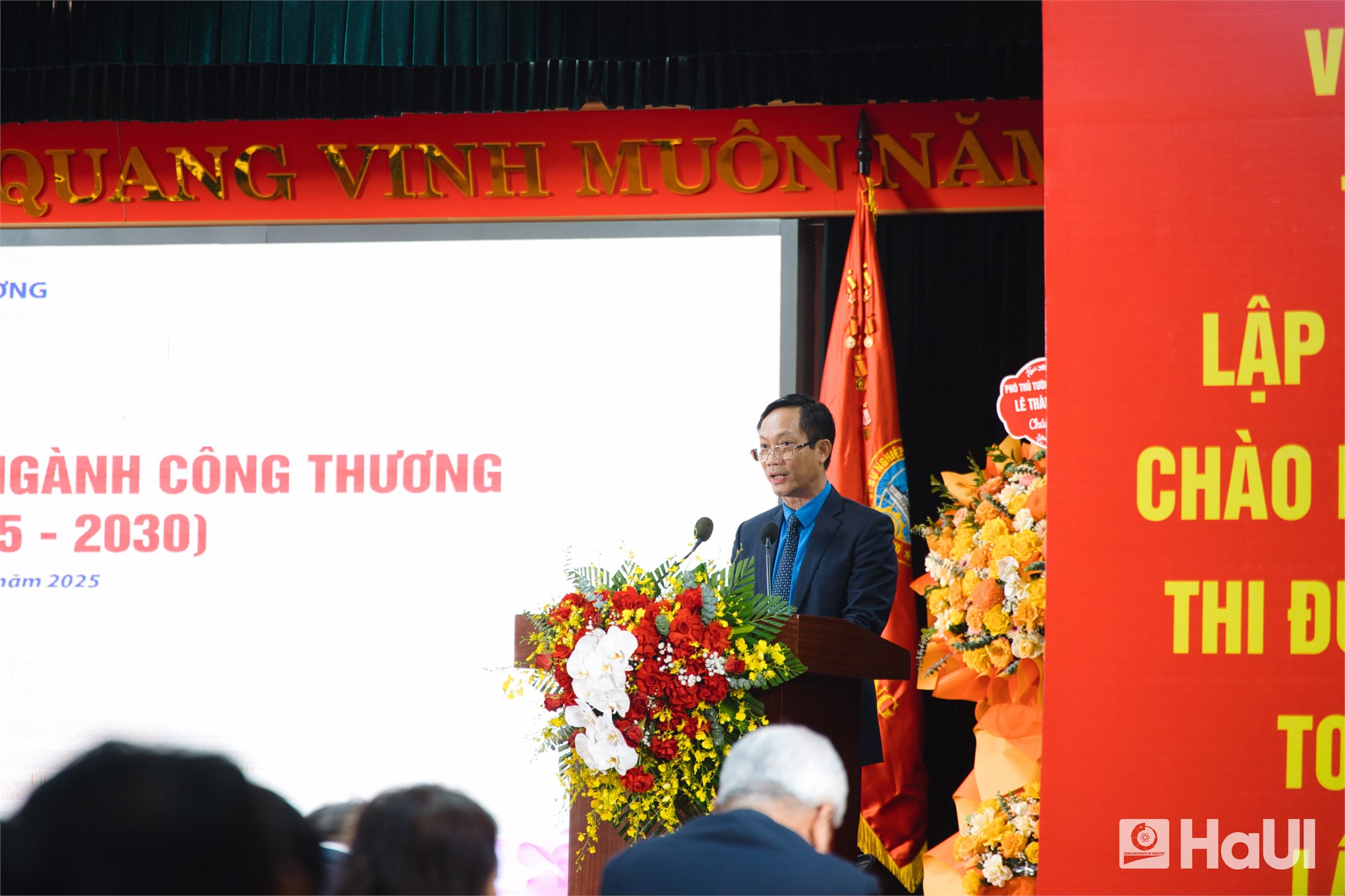 Dấu ấn HaUI tại Đại hội Thi đua yêu nước ngành Công Thương lần thứ IV