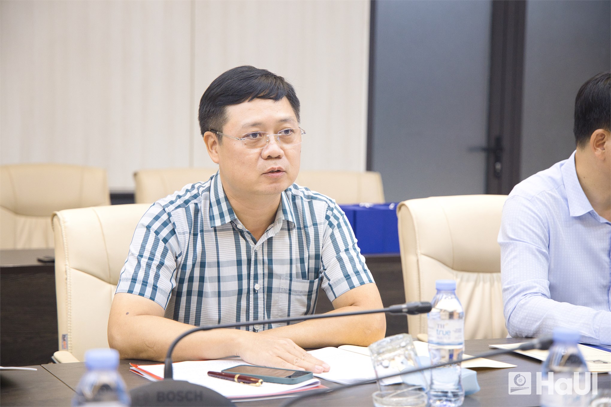 HaUI làm việc với đoàn khảo sát Ban Tuyên giáo và Dân vận Trung ương: Đối thoại chiến lược về đào tạo nhân lực cho kỷ nguyên số