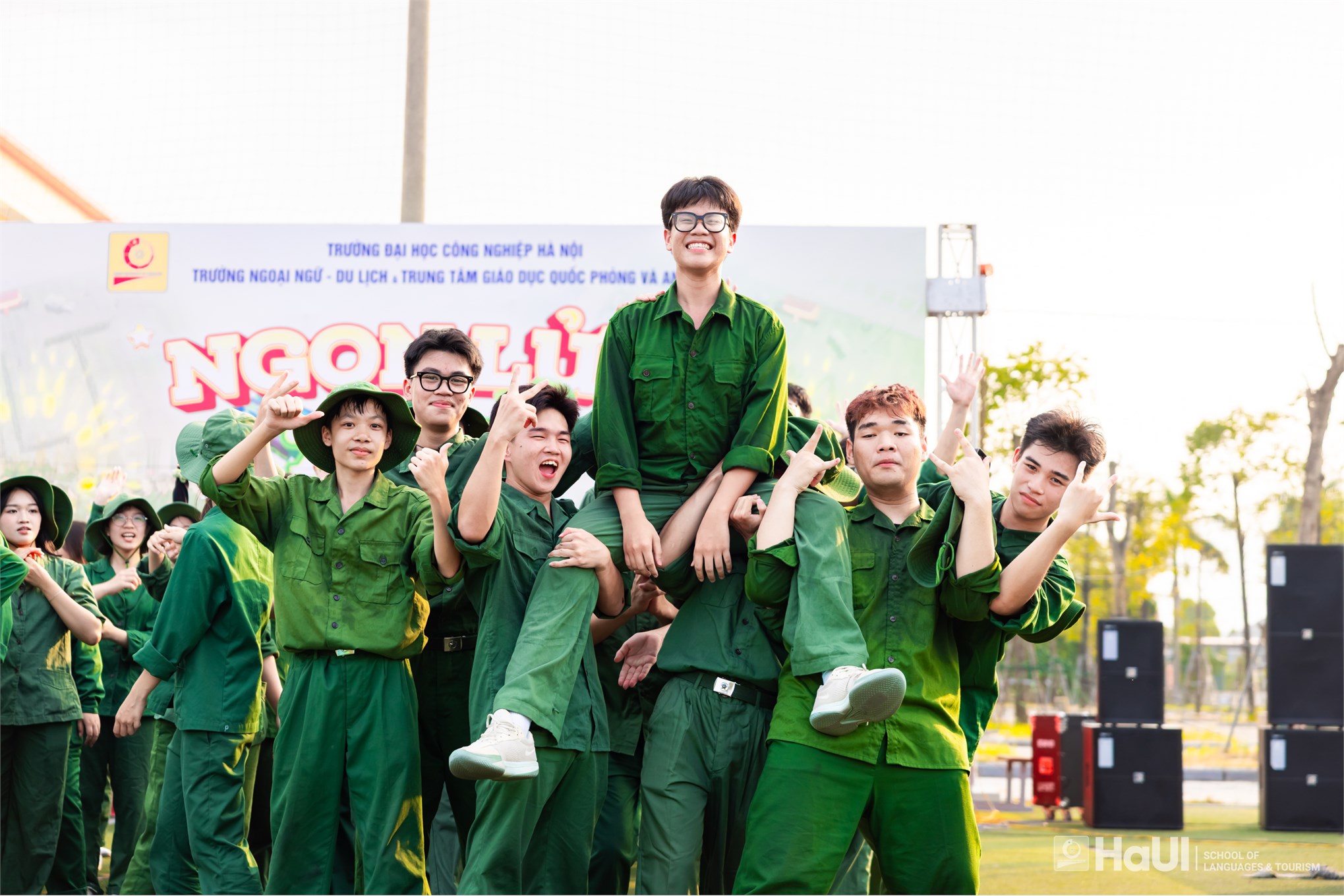 “Ngọn lửa xanh” 2025: Hun đúc lòng yêu nước và bản lĩnh cho thế hệ sinh viên mới