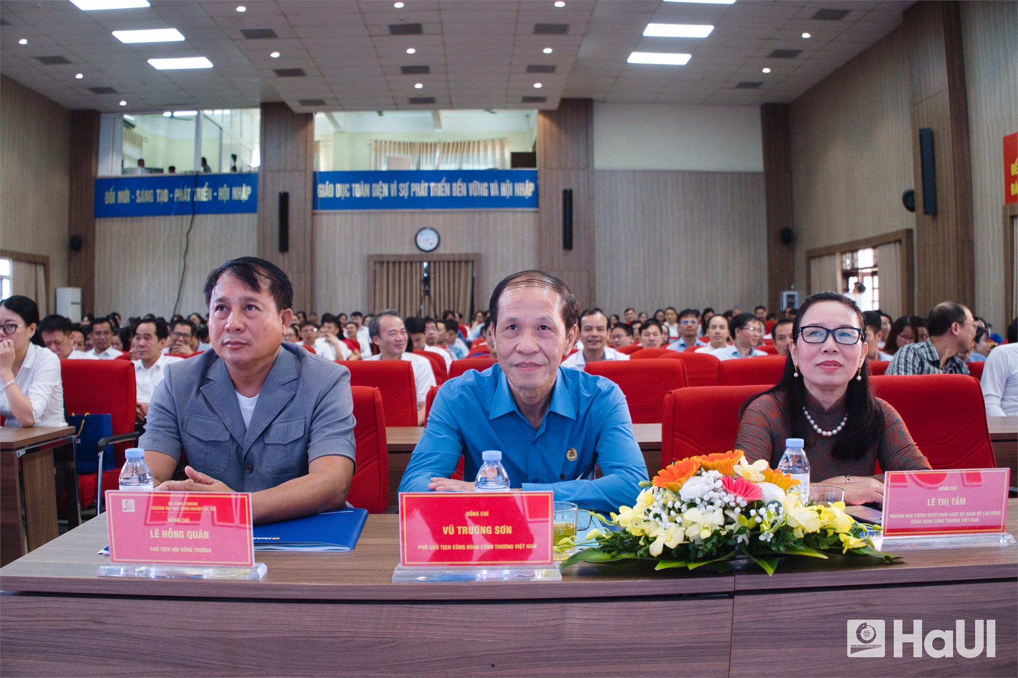 Năm học mới 2025-2026, HaUI đặt mục tiêu đột phá phát triển giáo dục đào tạo trong giai đoạn mới