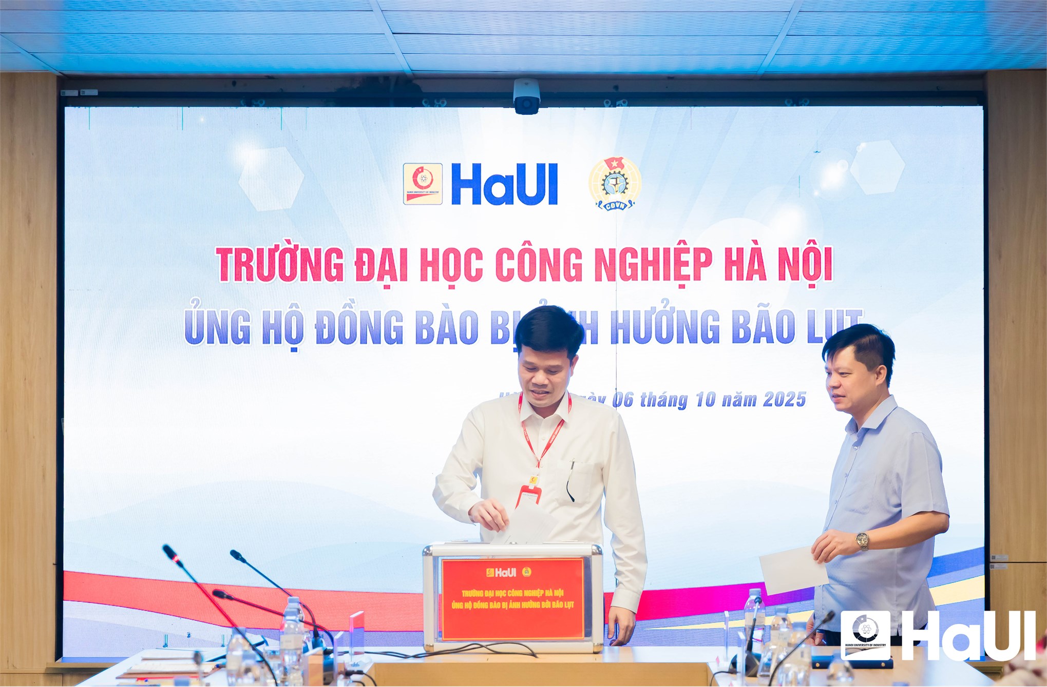Công đoàn Trường Đại học Công nghiệp Hà Nội phát động quyên góp ủng hộ đồng bào vùng bão lũ