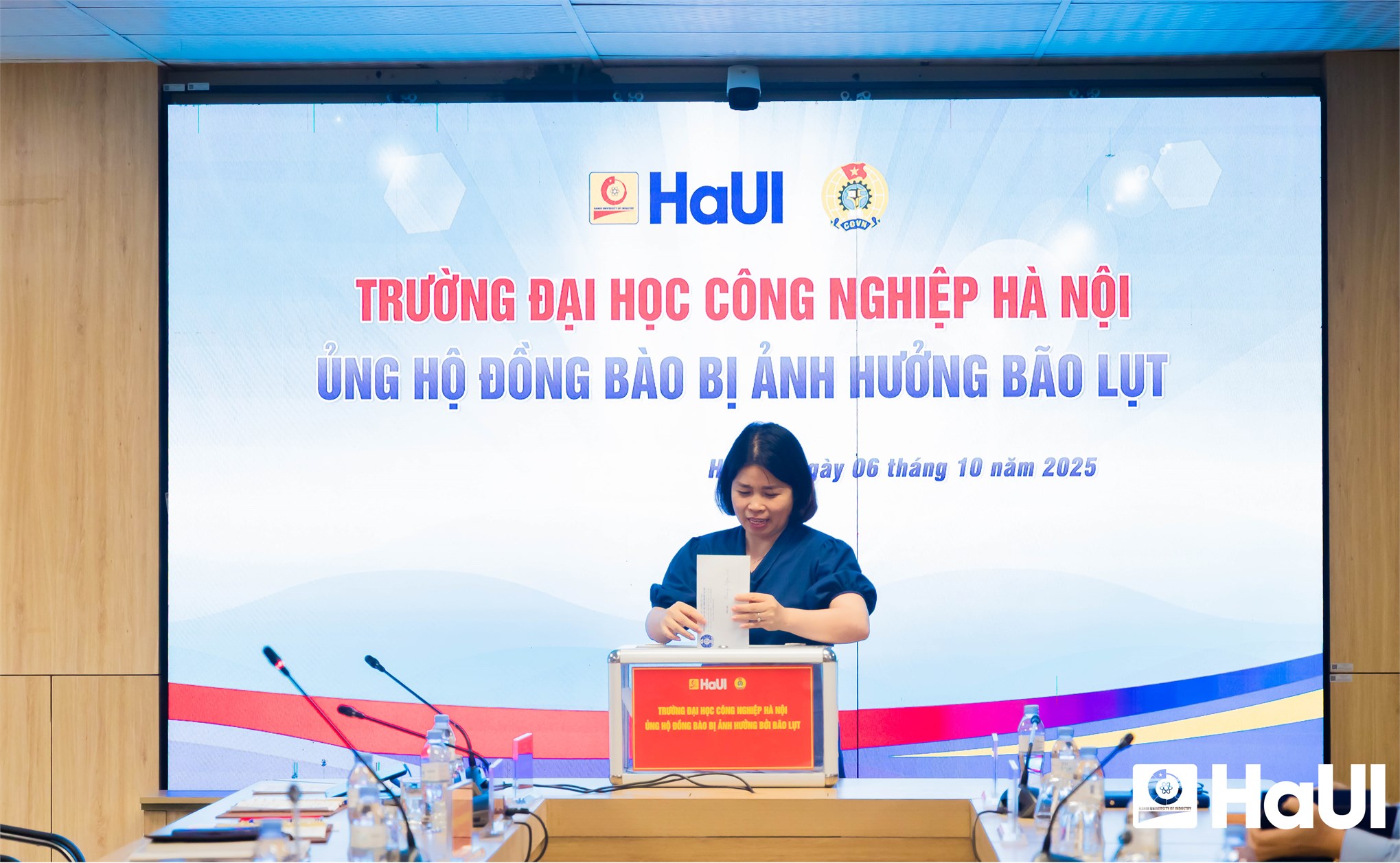 Công đoàn Trường Đại học Công nghiệp Hà Nội phát động quyên góp ủng hộ đồng bào vùng bão lũ