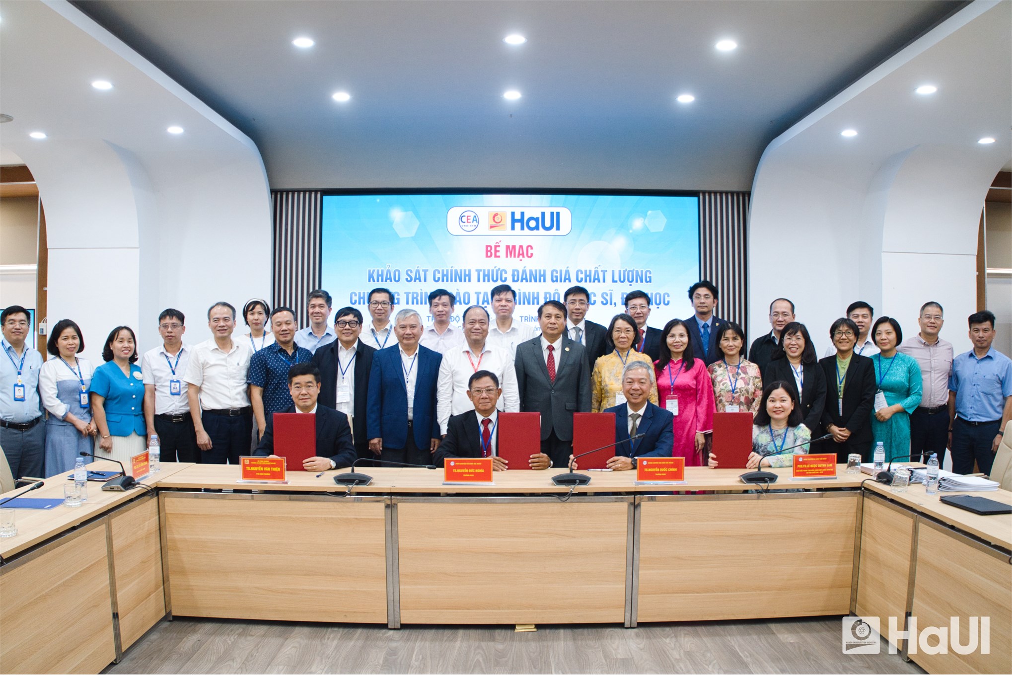 Đánh giá chương trình đào tạo - Văn hóa chất lượng tại HaUI