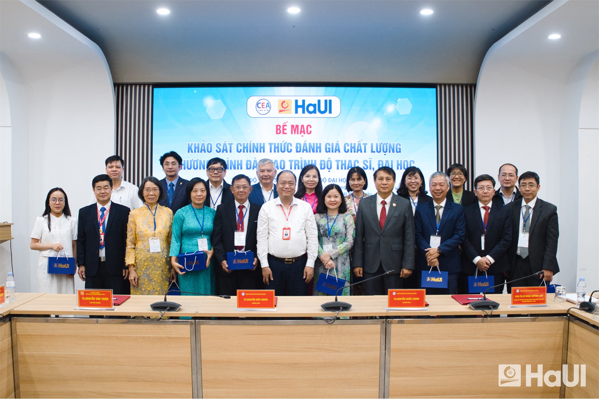 Đánh giá chương trình đào tạo - Văn hóa chất lượng tại HaUI