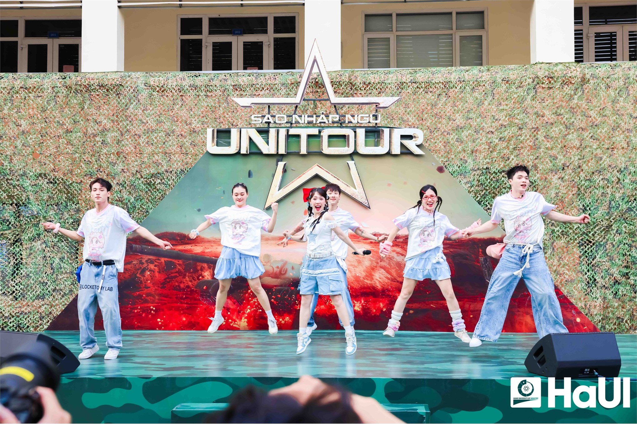 Sinh viên Trường Đại học Công nghiệp Hà Nội hóa thân thành chiến sĩ trong Sao nhập ngũ Unitour