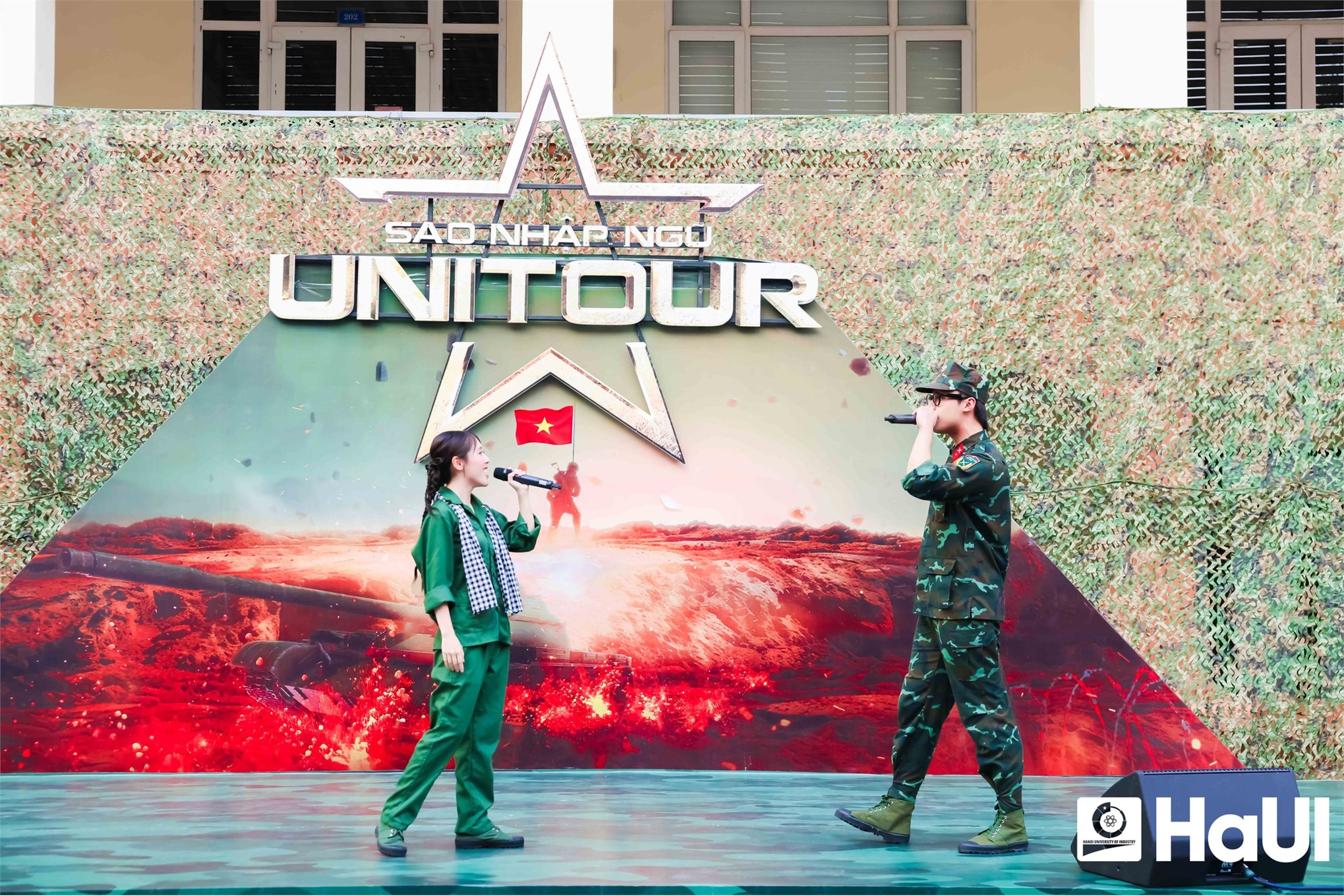 Sinh viên Trường Đại học Công nghiệp Hà Nội hóa thân thành chiến sĩ trong Sao nhập ngũ Unitour