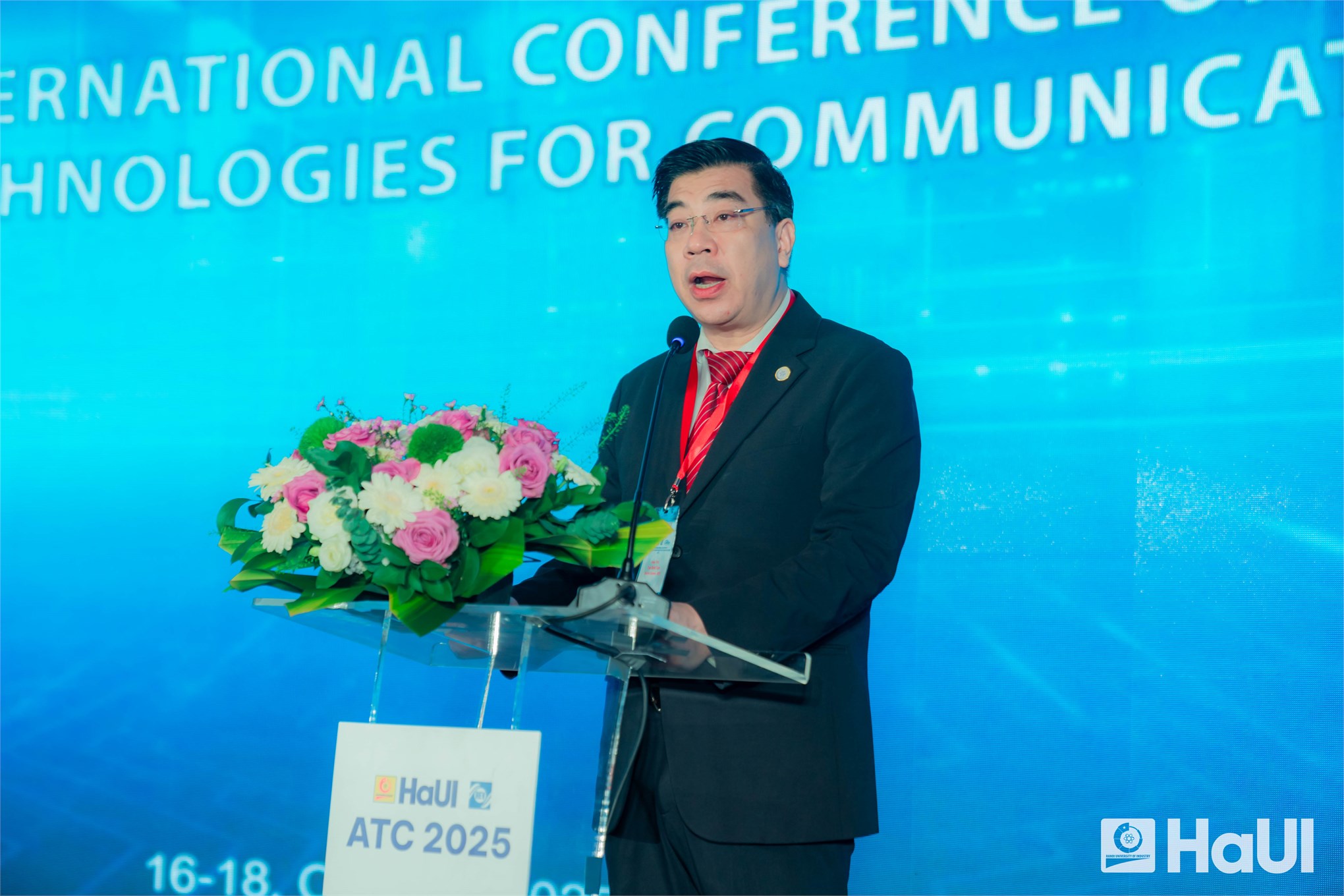 HaUI hosts ATC 2025, advancing the future of communication technologies