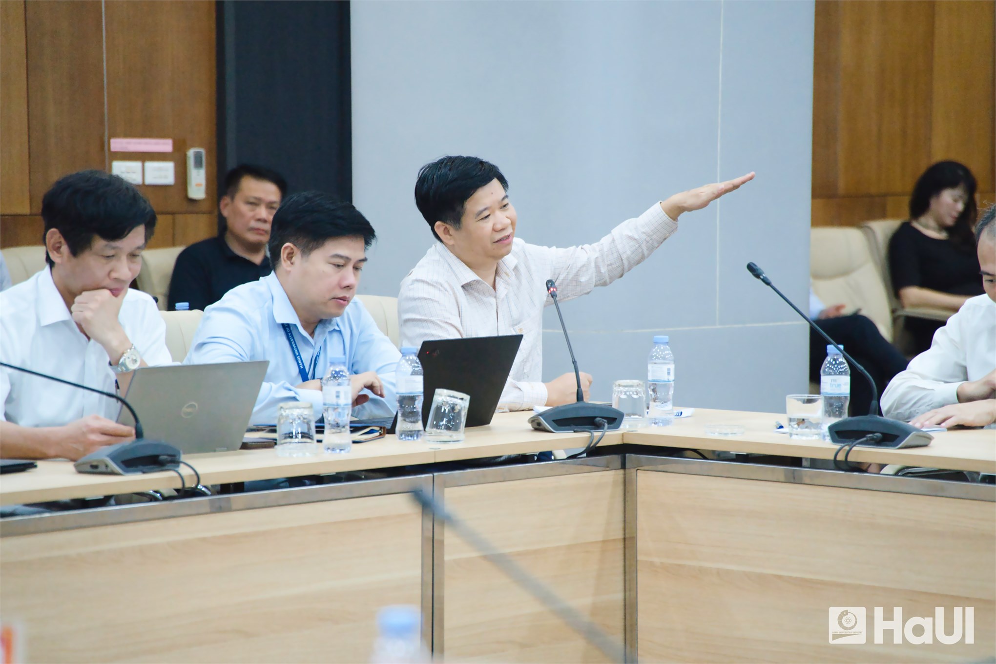 Hội thảo khoa học: Chiến lược 2026-2030, định vị một HaUI định hướng đổi mới sáng tạo, phát triển bền vững