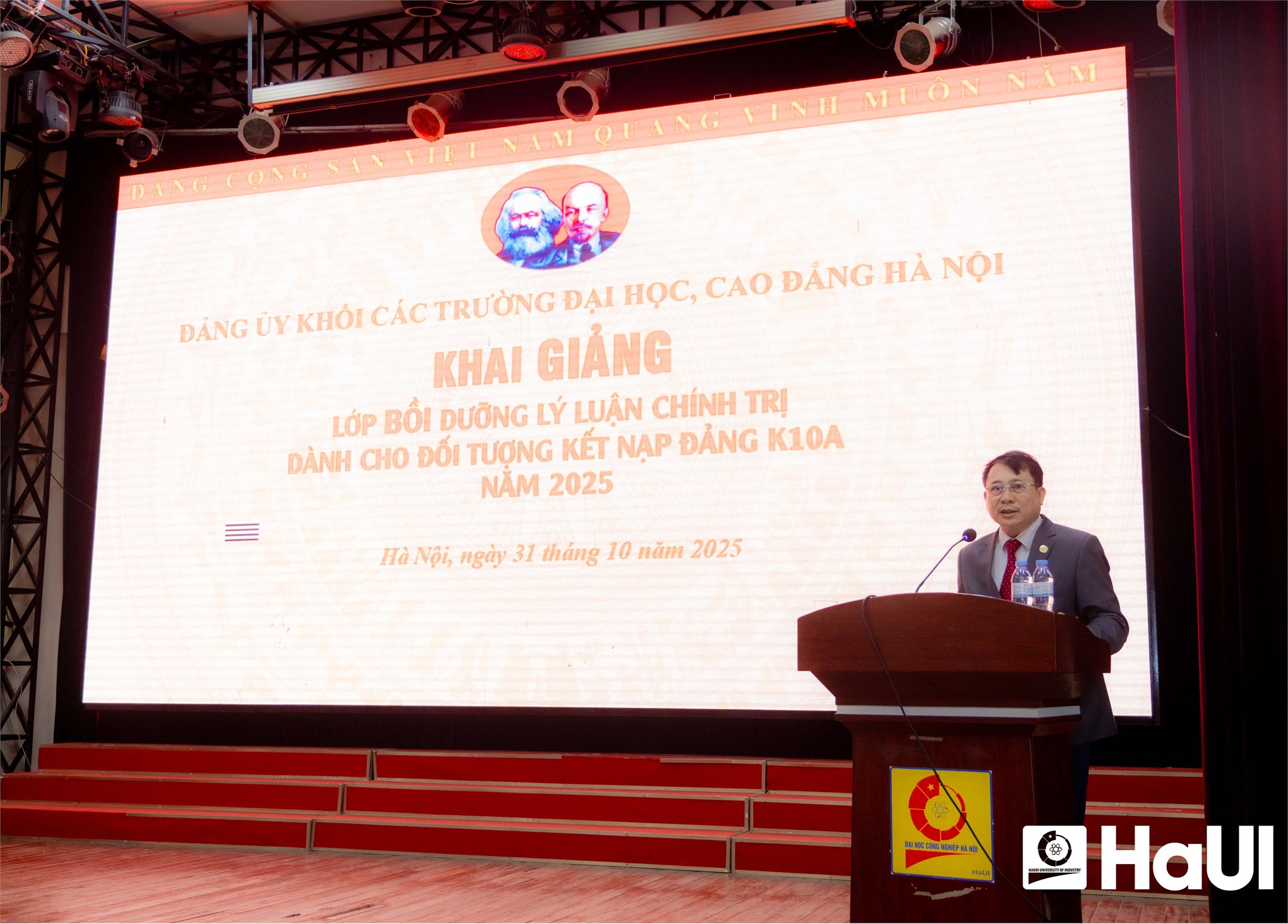 258 quần chúng ưu tú tham dự lớp Bồi dưỡng lý luận chính trị đợt 2 năm 2025