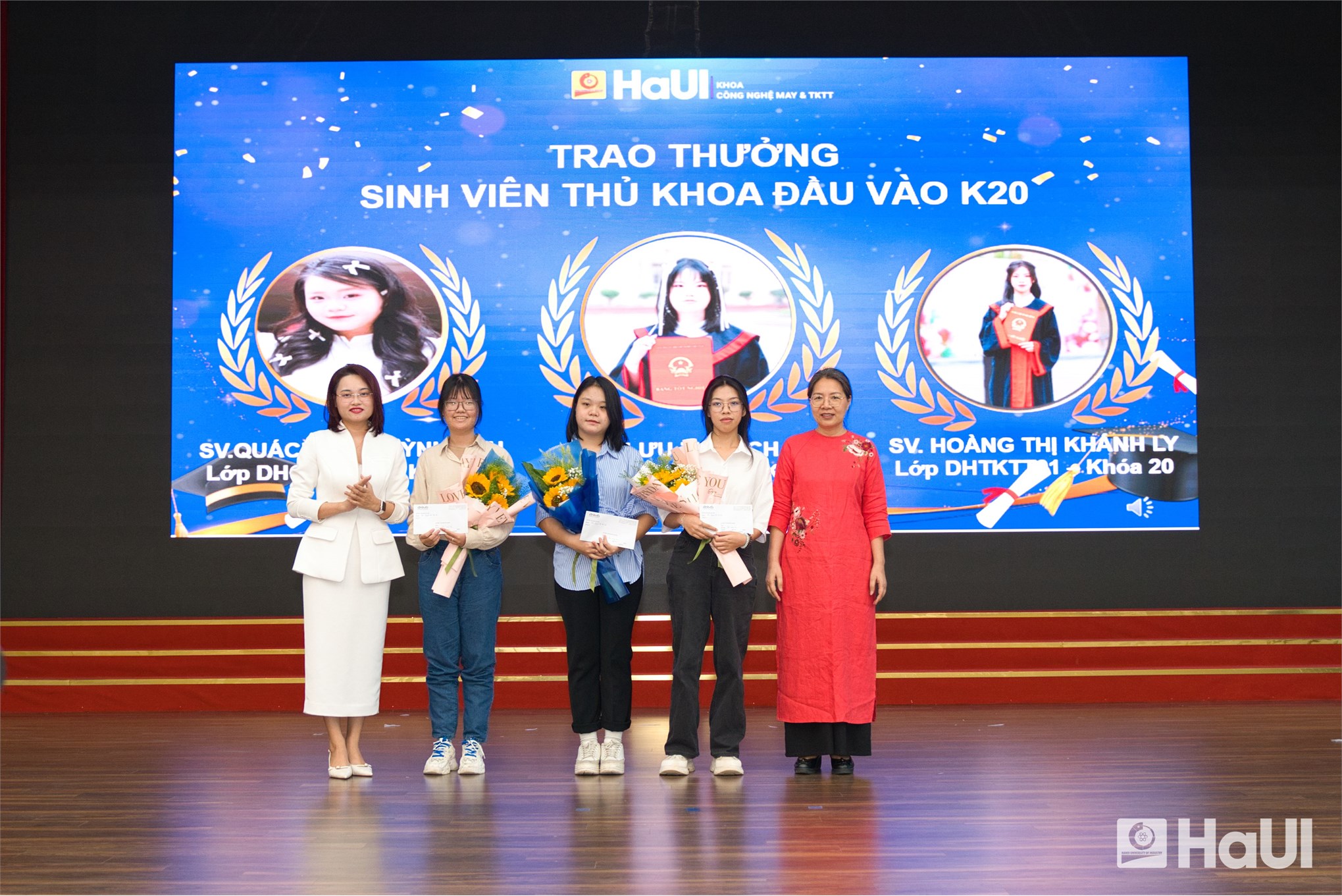 Sinh viên Khoa Công nghệ May và Thiết kế thời trang HaUI vững bước nghề nghiệp tương lai