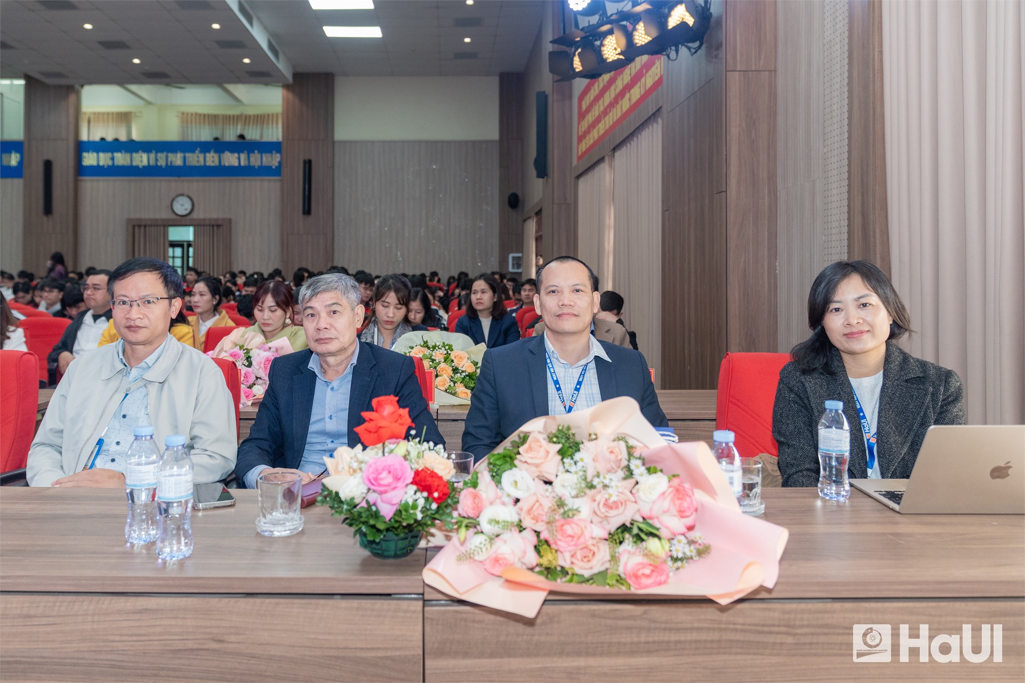 Khởi nghiệp từ tri thức tại Ngày hội Đổi mới Sáng tạo - HaUI Innovation Day 2025