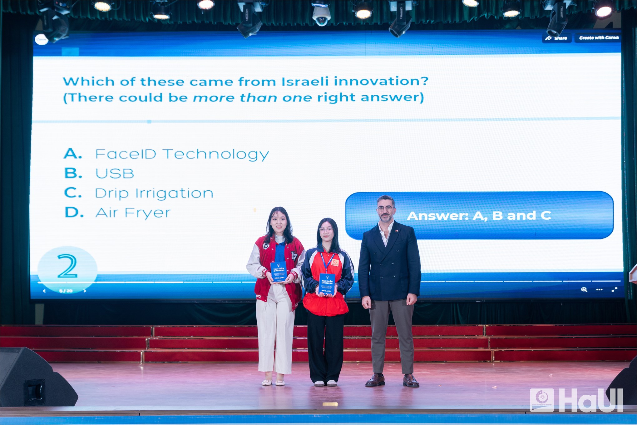 Khởi nghiệp từ tri thức tại Ngày hội Đổi mới Sáng tạo - HaUI Innovation Day 2025