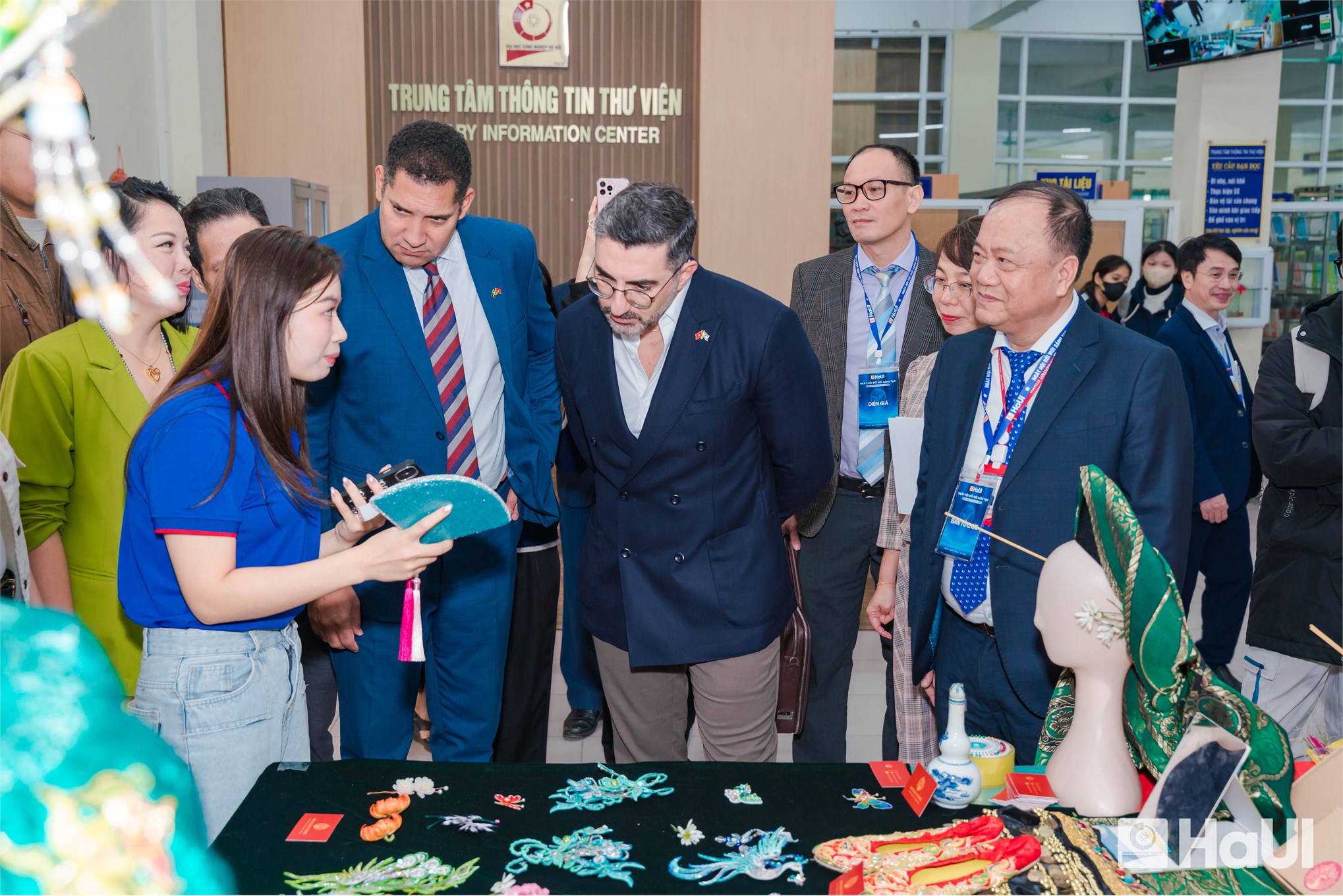 Khởi nghiệp từ tri thức tại Ngày hội Đổi mới Sáng tạo - HaUI Innovation Day 2025