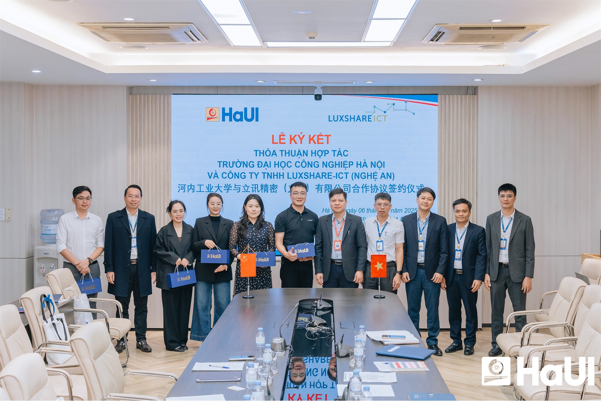 HaUI - Luxshare - ICT (Nghệ An) ký thỏa thuận hợp tác bền vững và hiệu quả