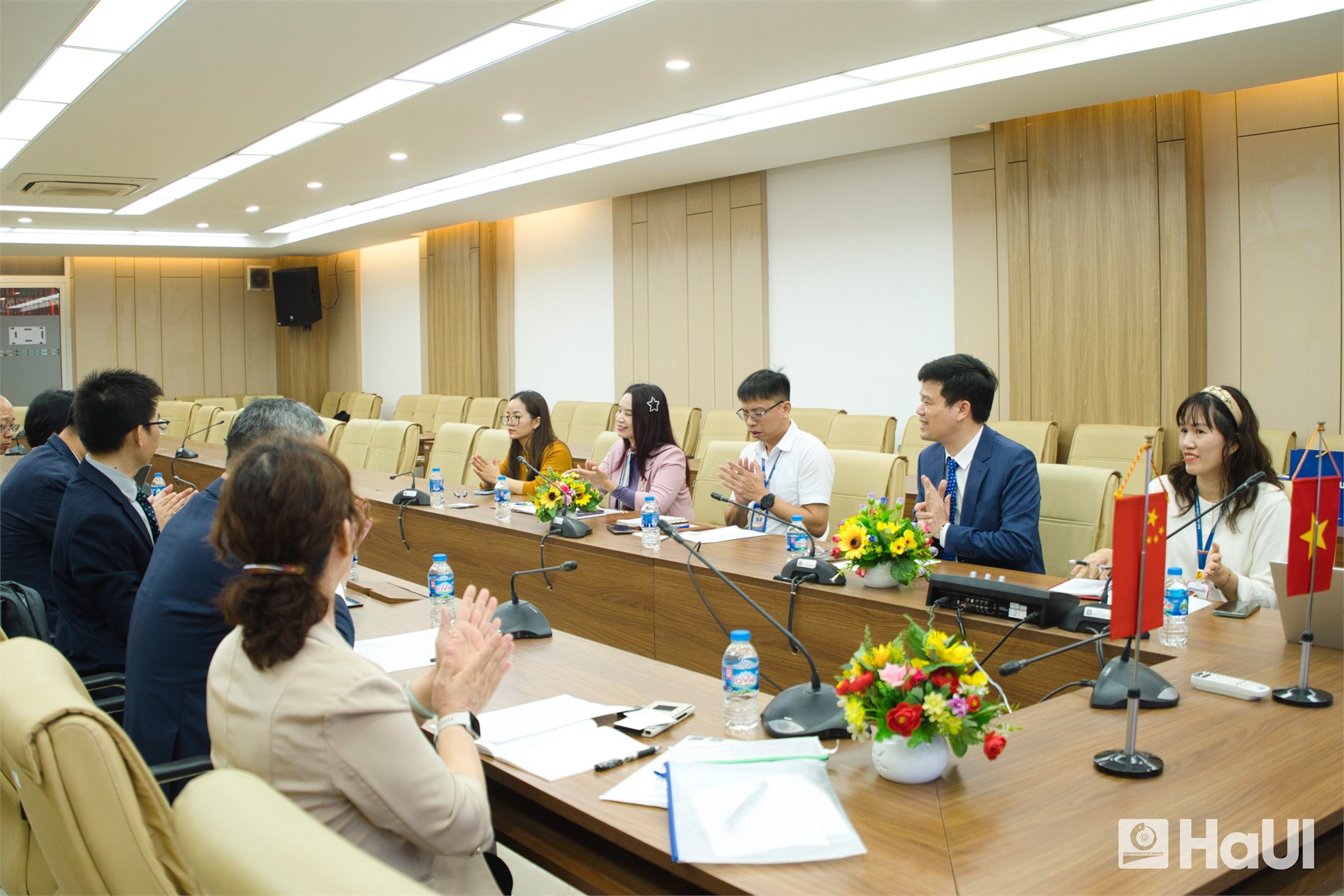 HaUI và SUEP hợp tác chiến lược trong lĩnh vực Điện, Năng lượng tái tạo và Trí tuệ nhân tạo