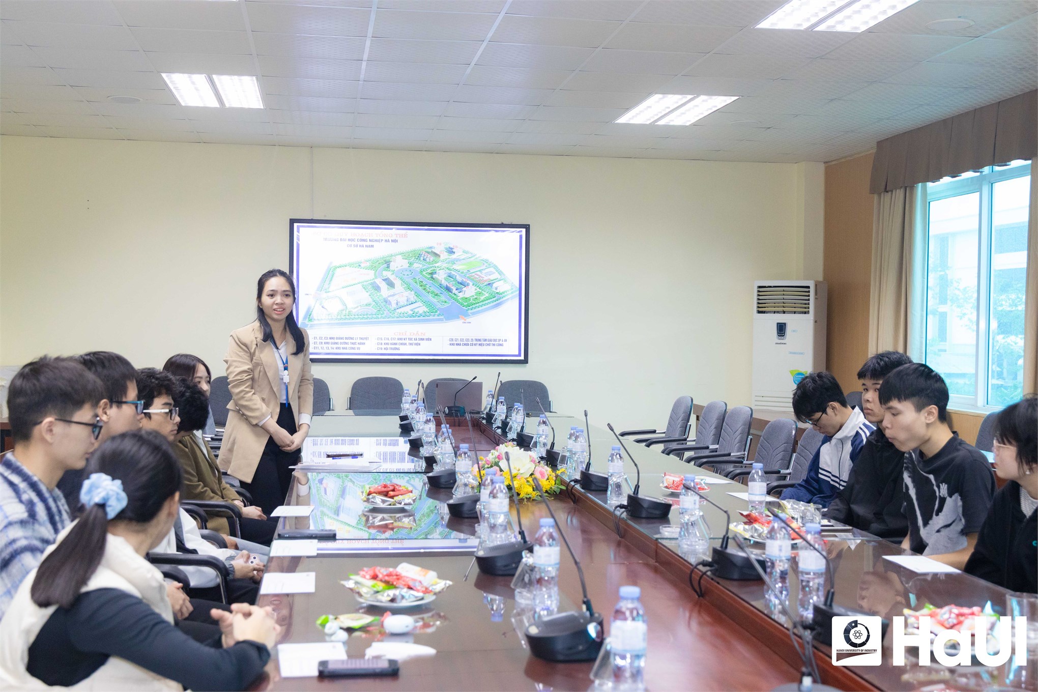 HaUI đồng hành, trao niềm tin và động lực để sinh viên khuyết tật sớm hoà nhập cuộc sống