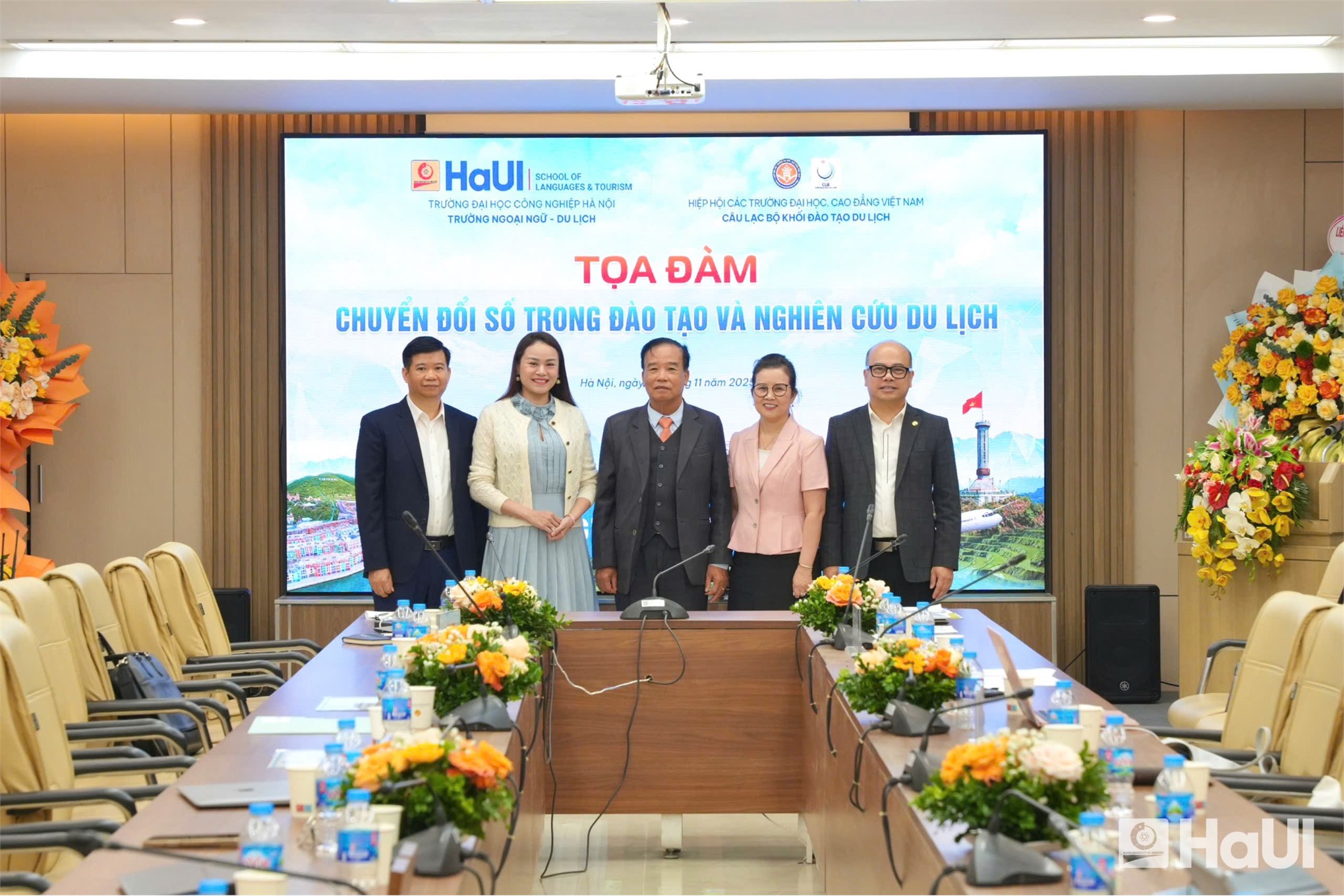 Chuyển đổi số trong đào tạo và nghiên cứu du lịch