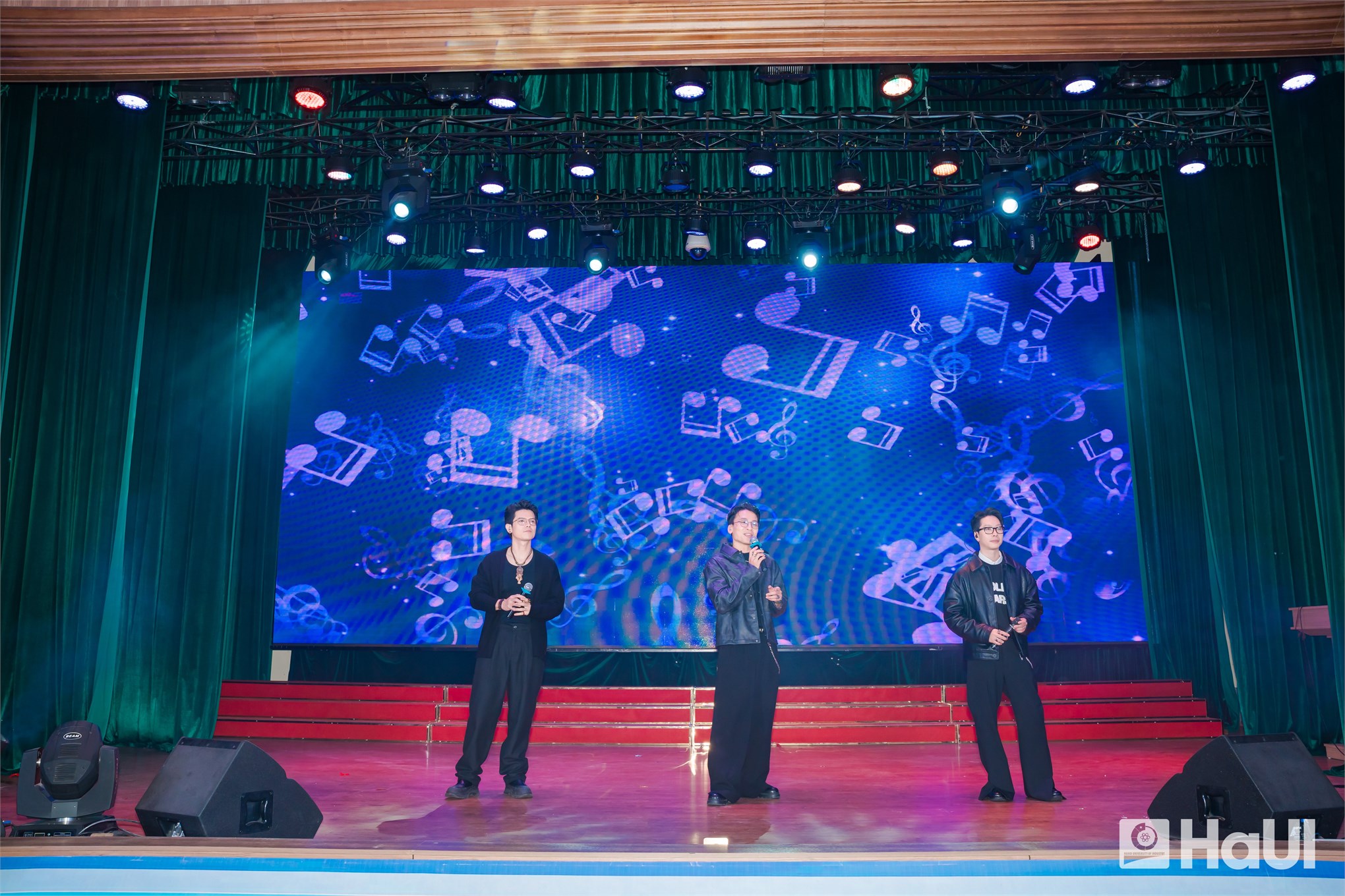 HaUI MC Star 2025: Tiếng nói Gen Z bản lĩnh, sẵn sàng vươn ra biển lớn