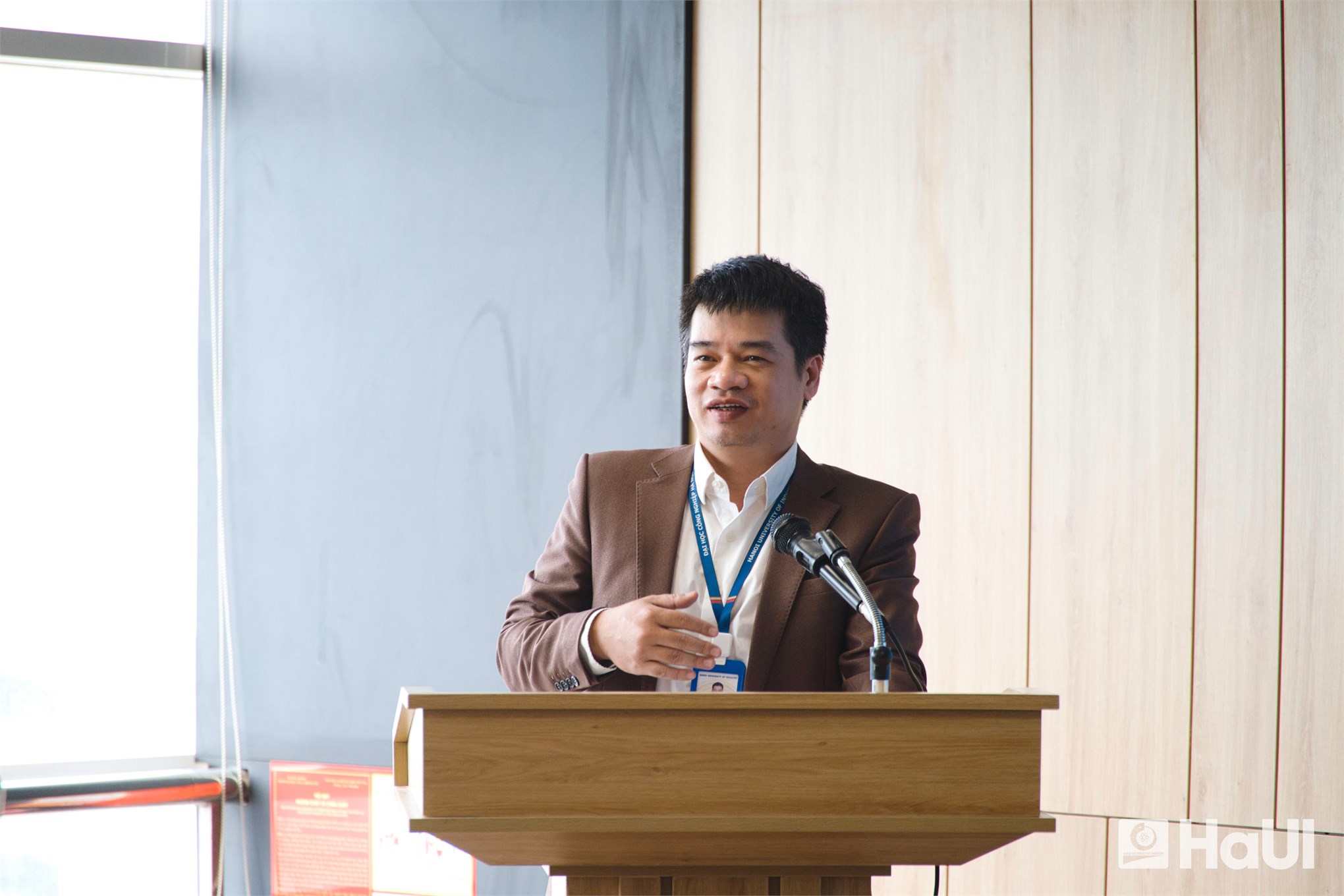 Học bổng HaUI 2025: Gần 9,5 tỷ đồng chắp cánh ước mơ cho sinh viên xuất sắc K20