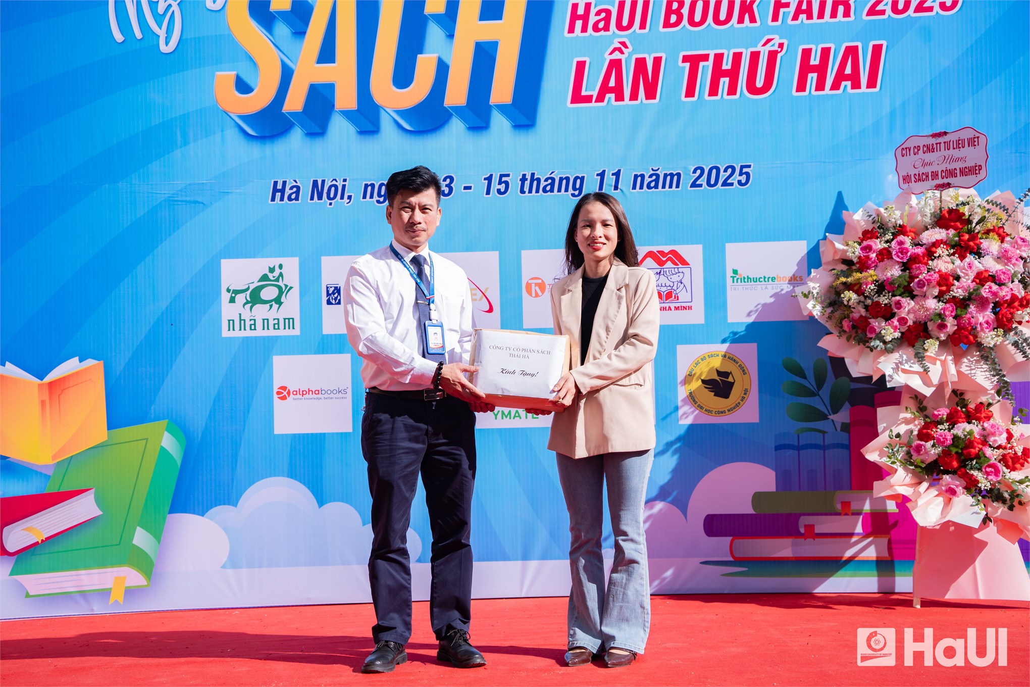 Hội sách HaUI lần thứ 2 lan toả văn hoá đọc trong cộng đồng HaUI