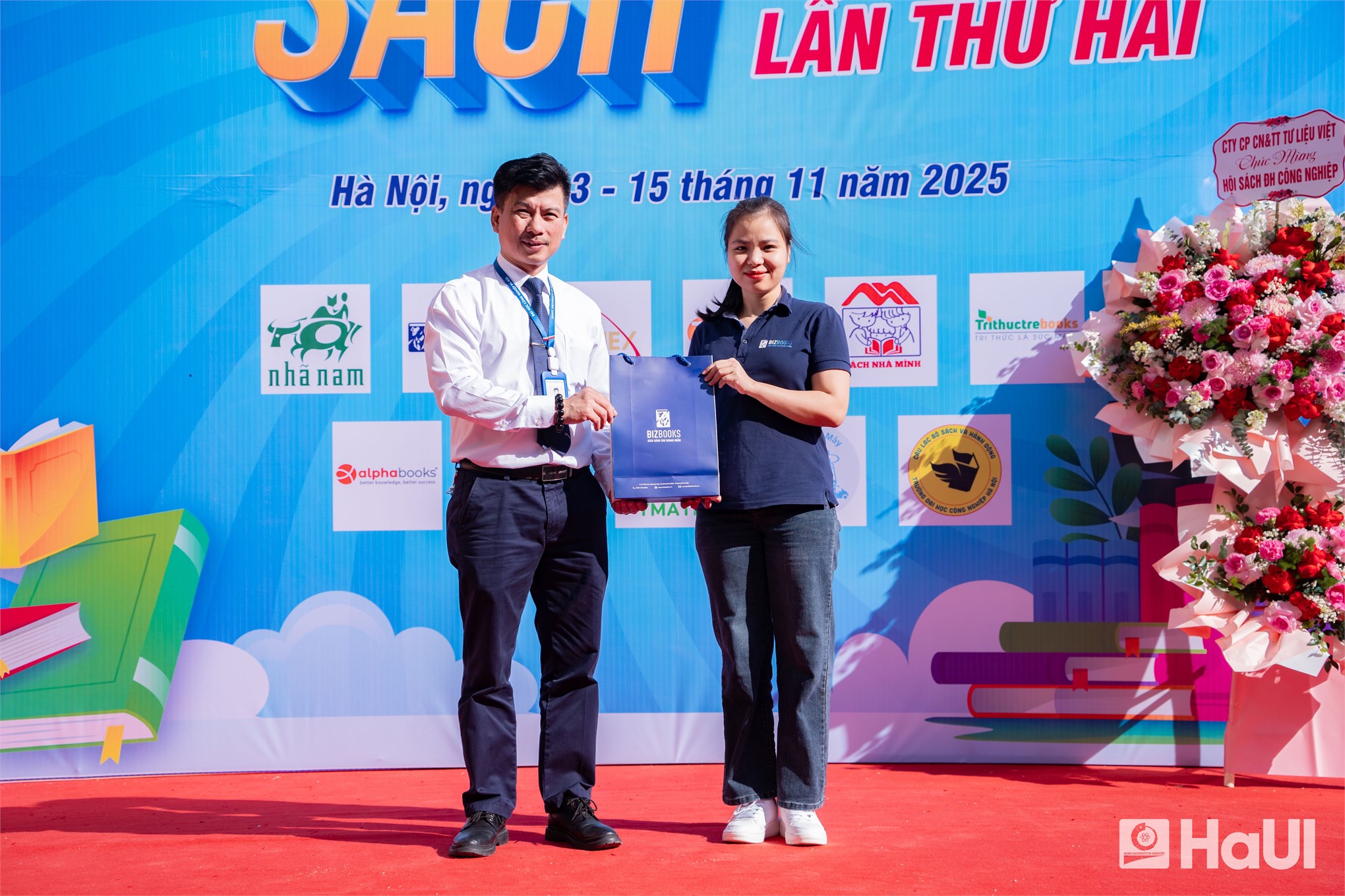 Hội sách HaUI lần thứ 2 lan toả văn hoá đọc trong cộng đồng HaUI