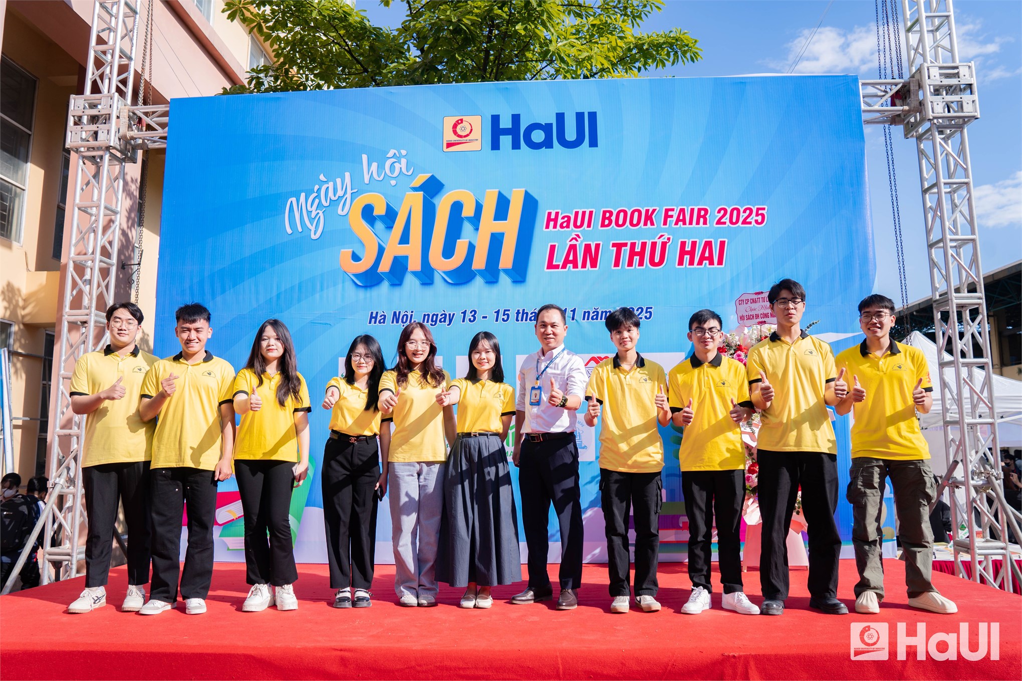 Hội sách HaUI lần thứ 2 lan toả văn hoá đọc trong cộng đồng HaUI